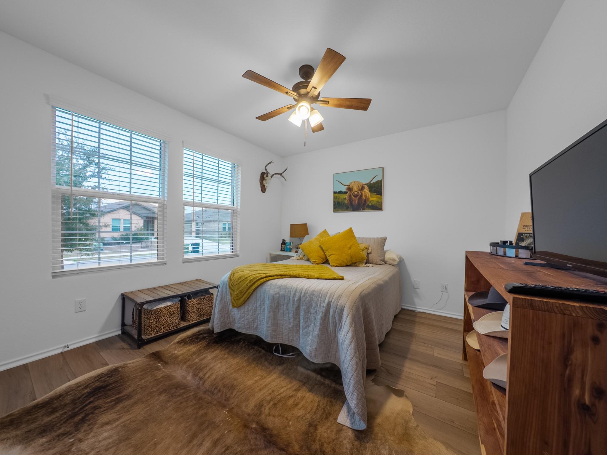 440 Sebring Cir, Hutto, TX 78634