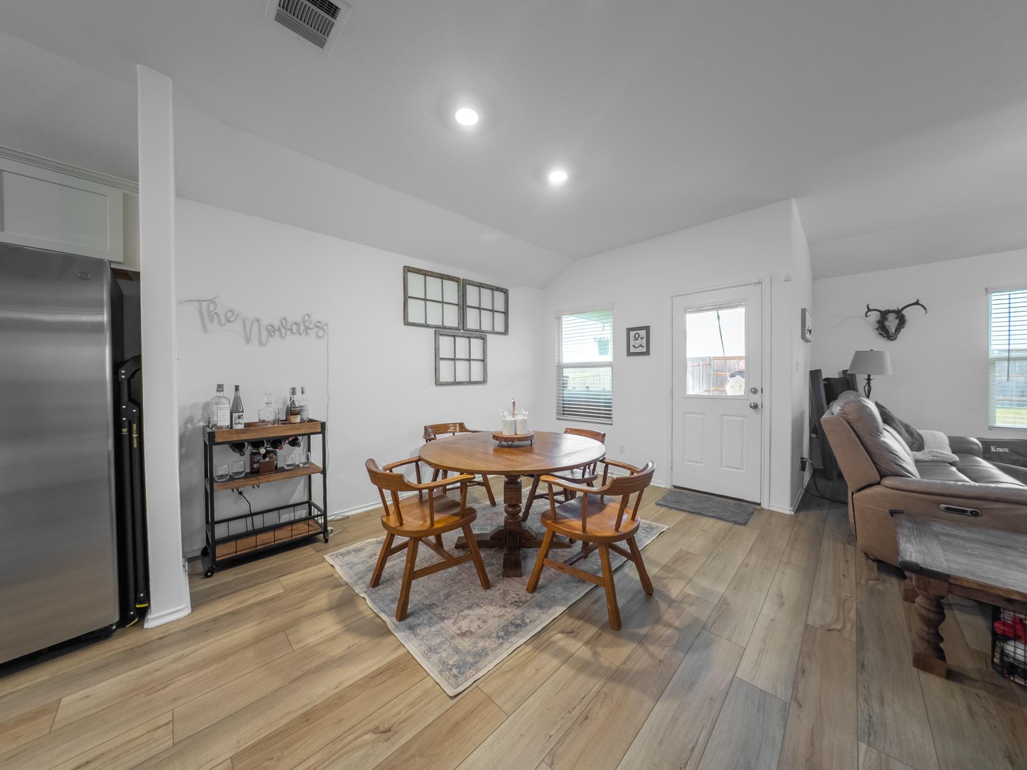 440 Sebring Cir, Hutto, TX 78634