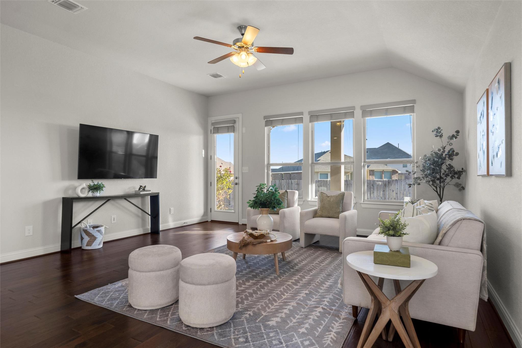 5831 Carrara Pass, Round Rock, TX 78665