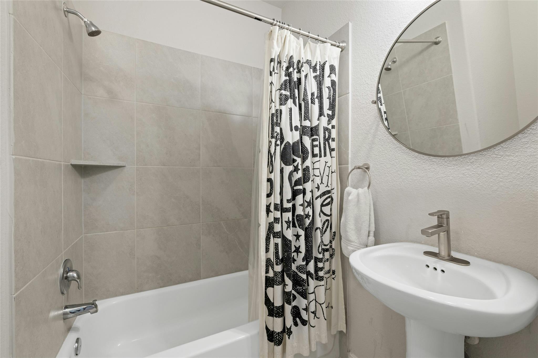 436 Staunton Dr, Leander, TX 78641