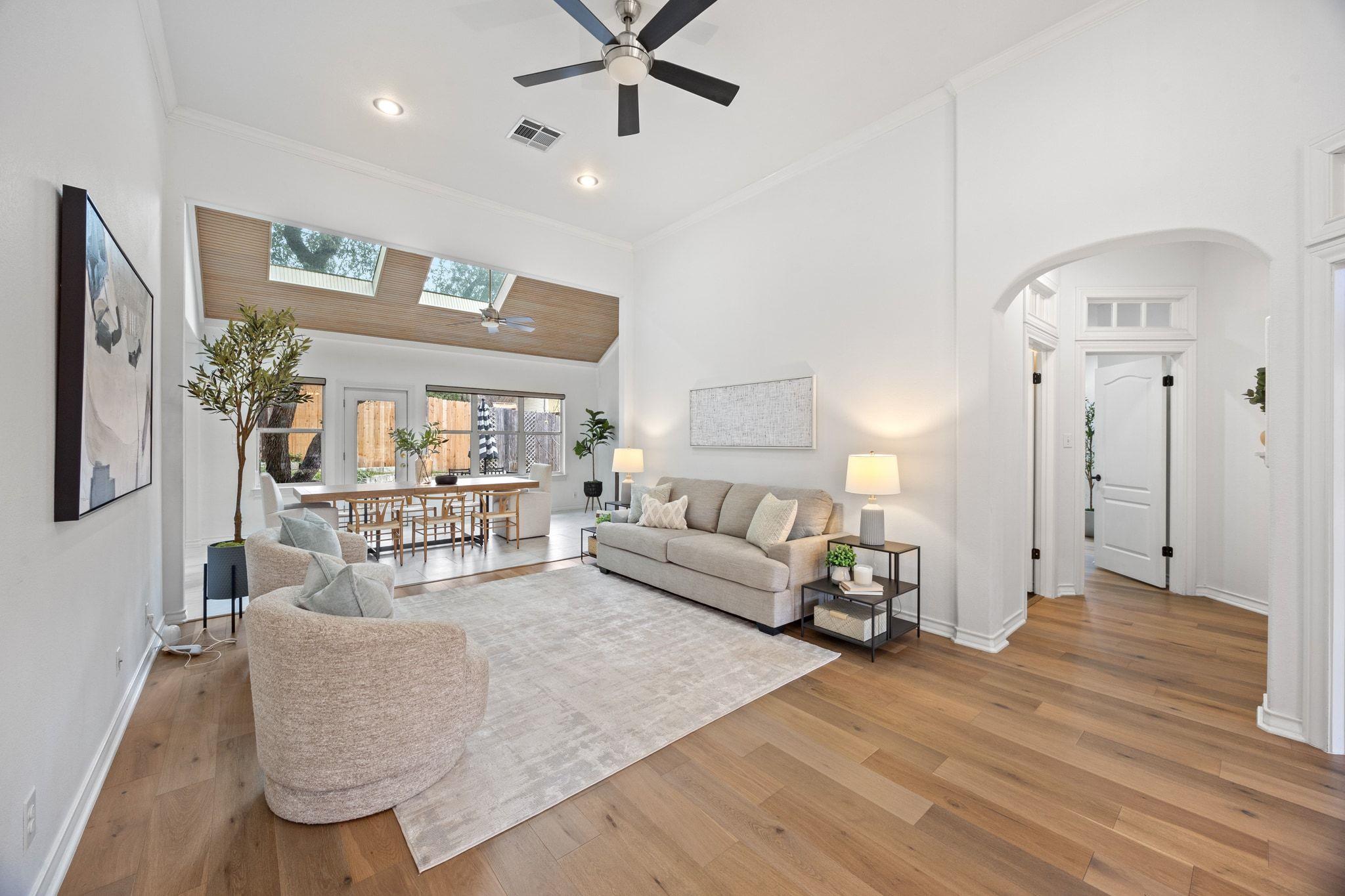 10502 Grand Oak Dr, Austin, TX 78750