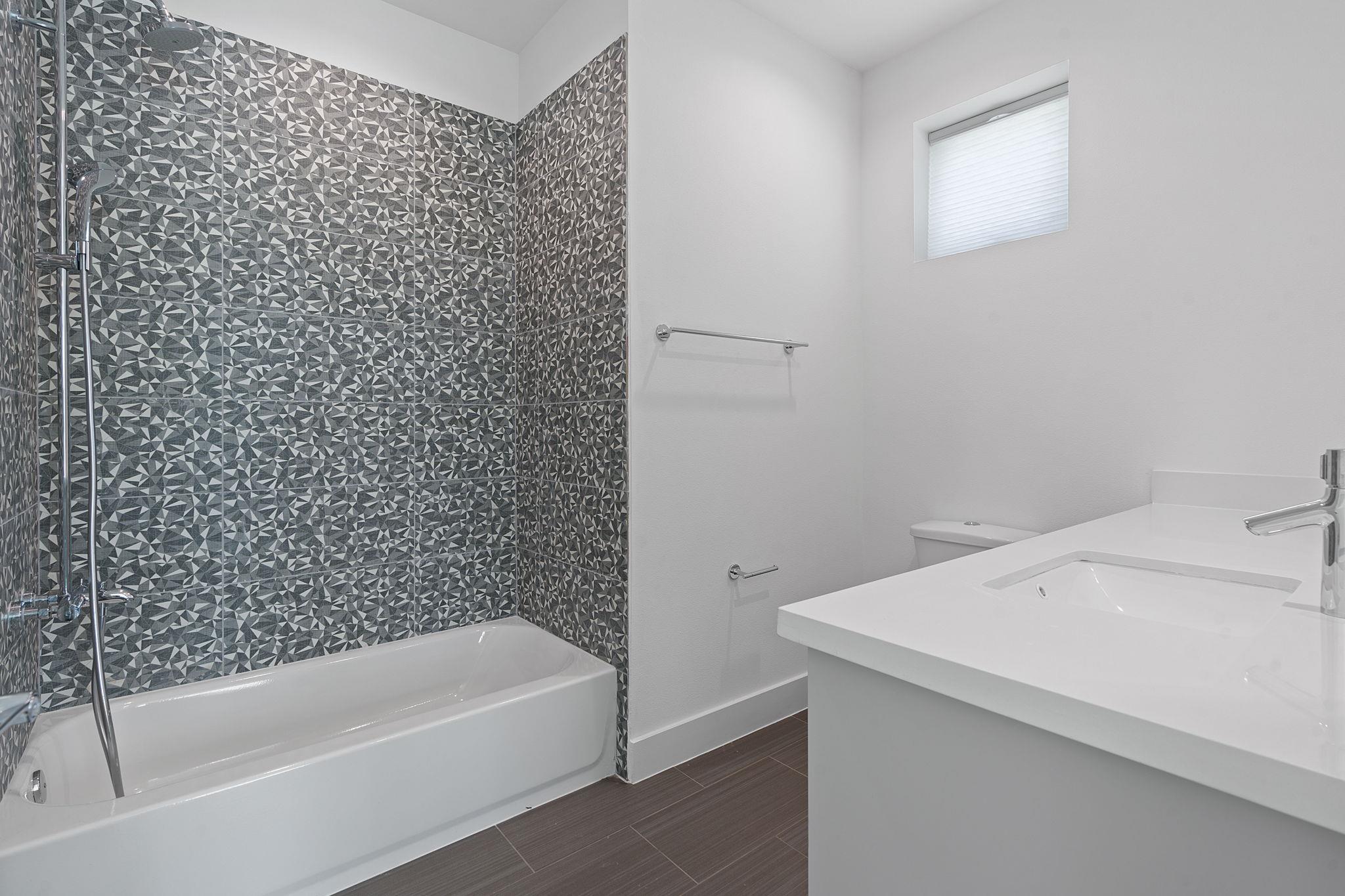 2805 McCurdy St # 1, Austin, TX 78723