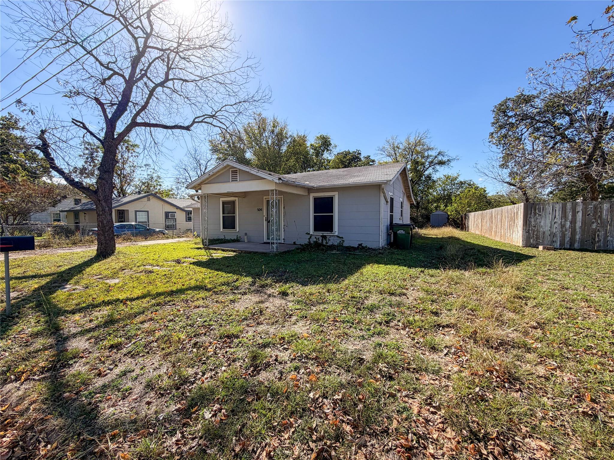 504 S Boundary St, Burnet, TX 78611