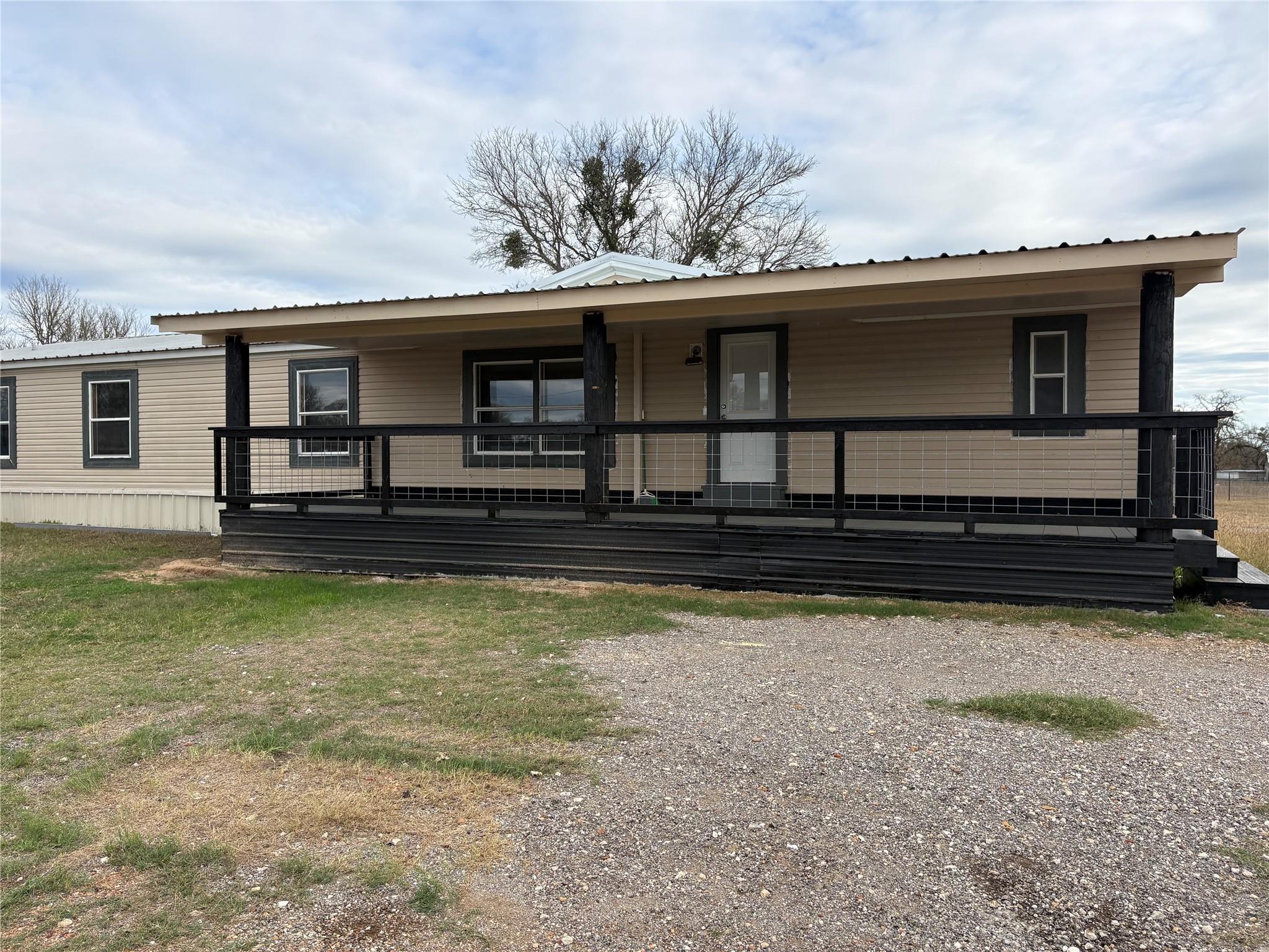 120 Boxwood Dr, Bastrop, TX 78602