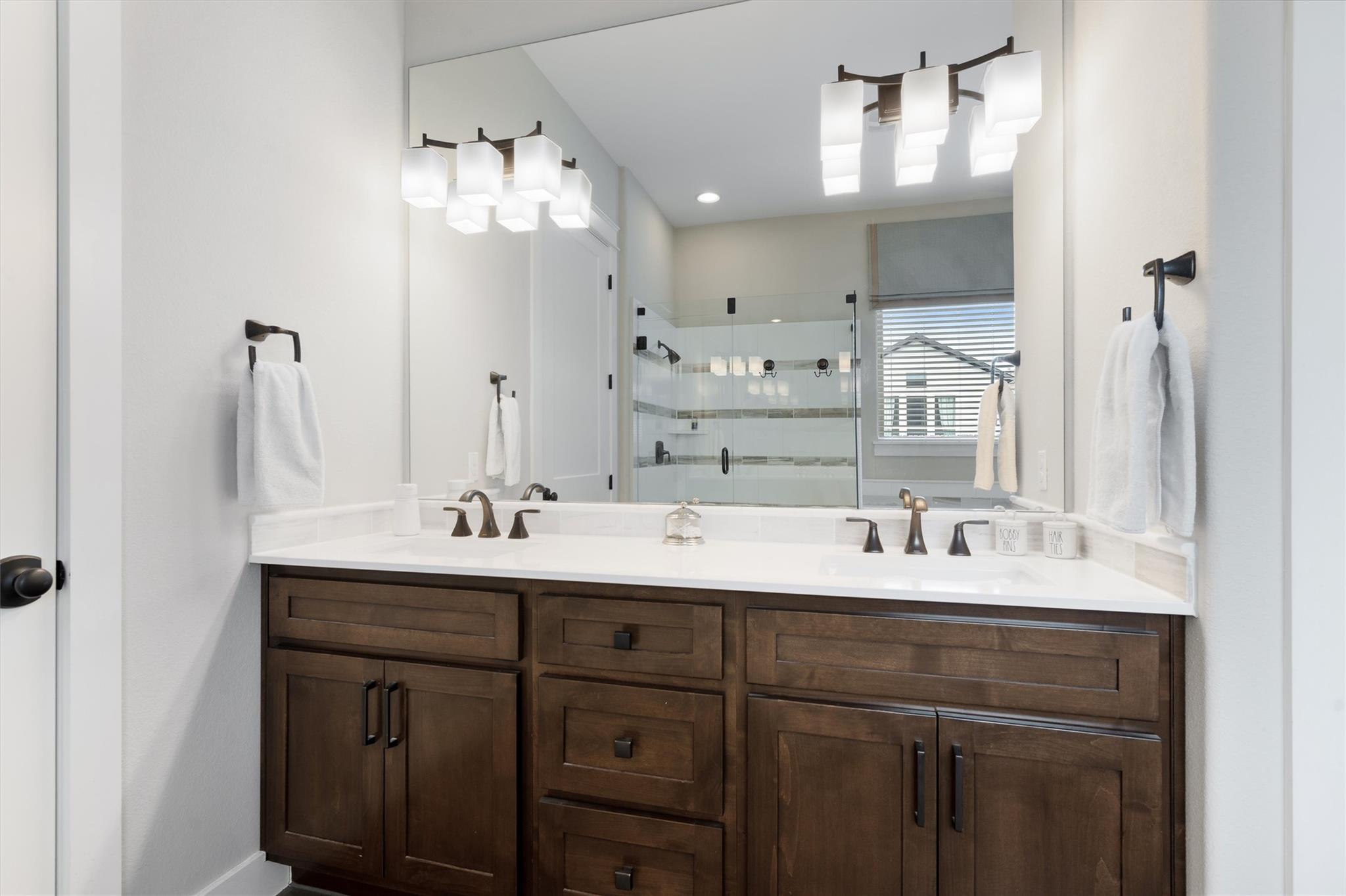 70 Santa Maria St, Georgetown, TX 78628