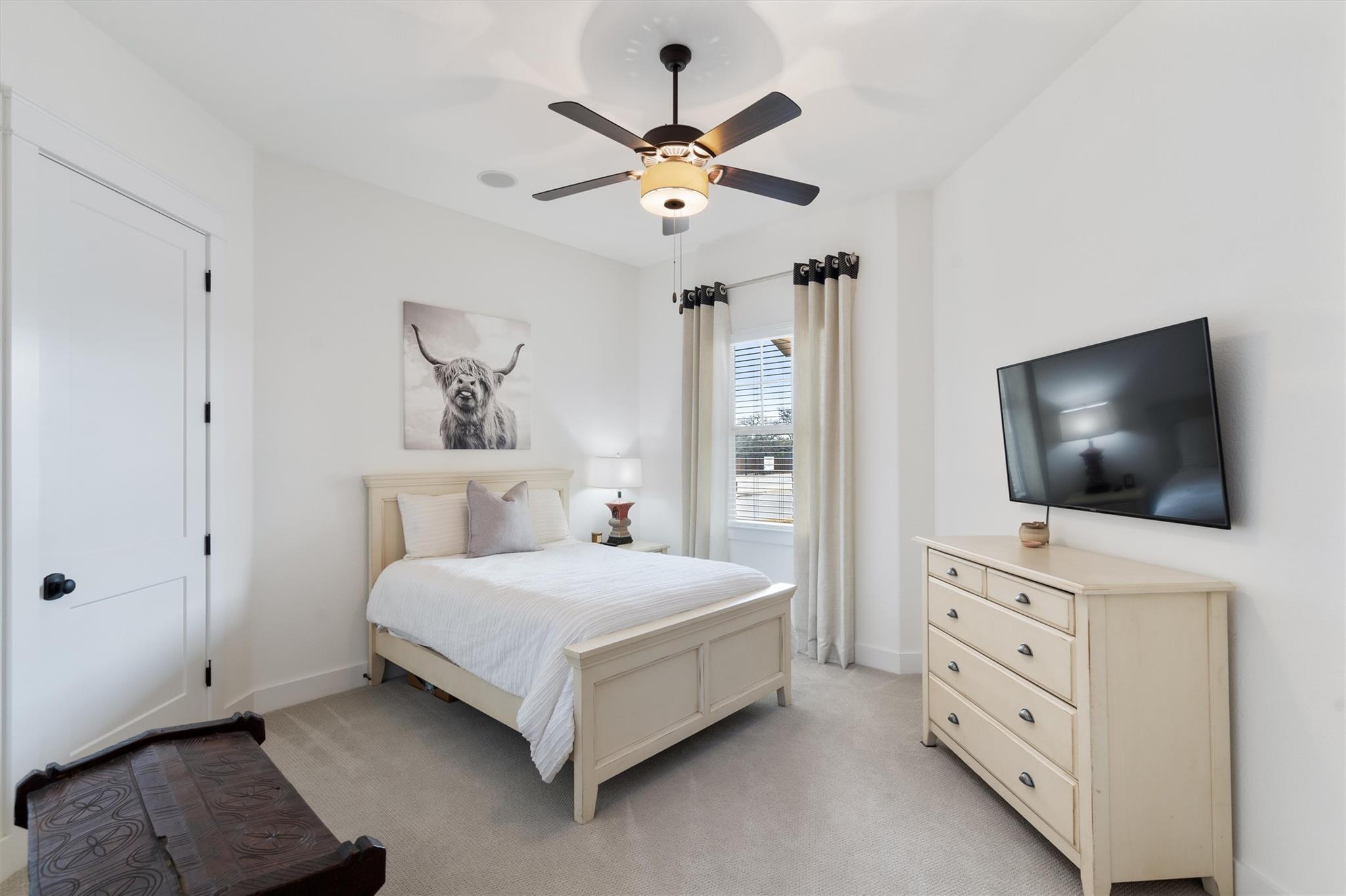 70 Santa Maria St, Georgetown, TX 78628