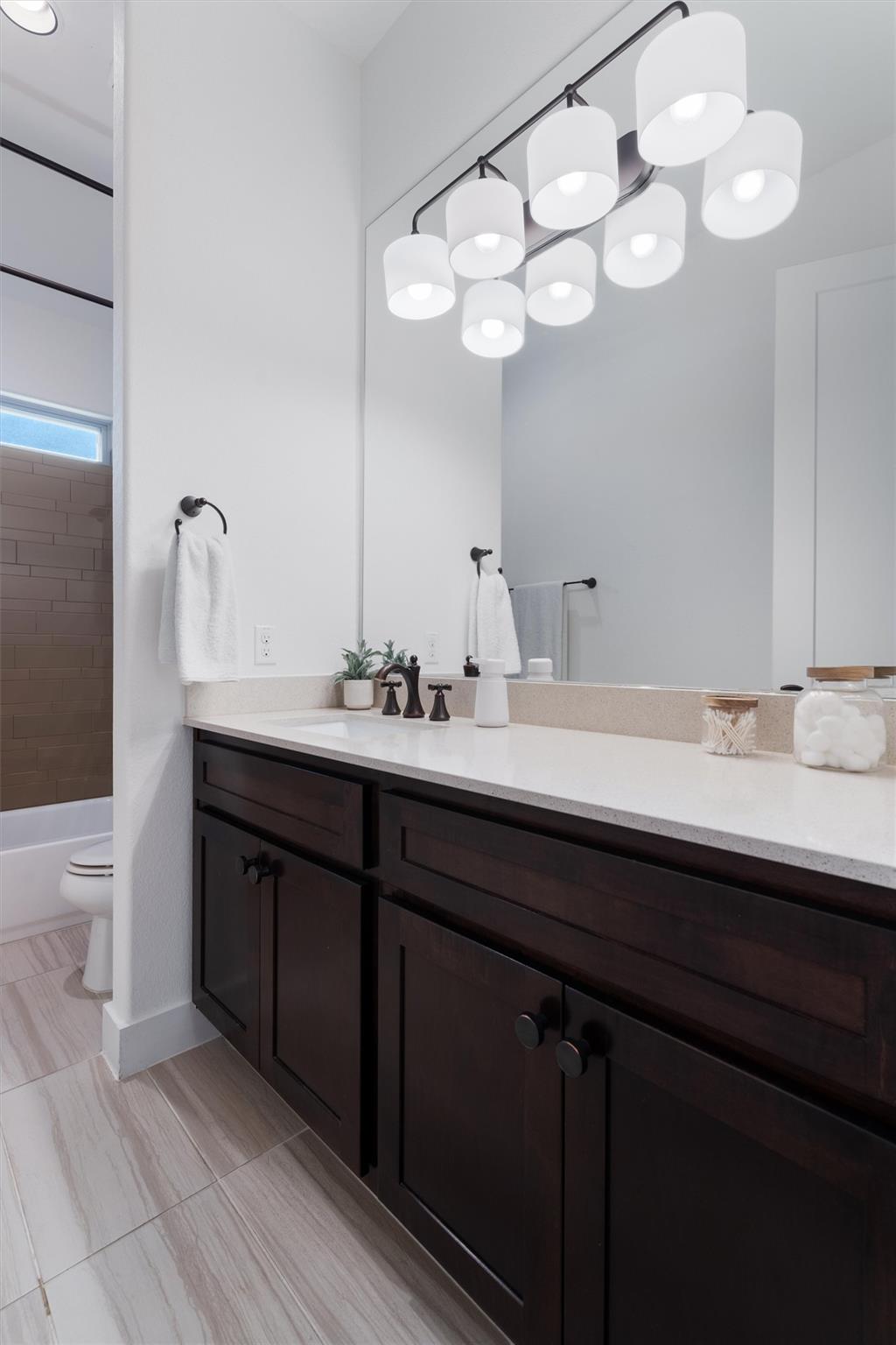 70 Santa Maria St, Georgetown, TX 78628