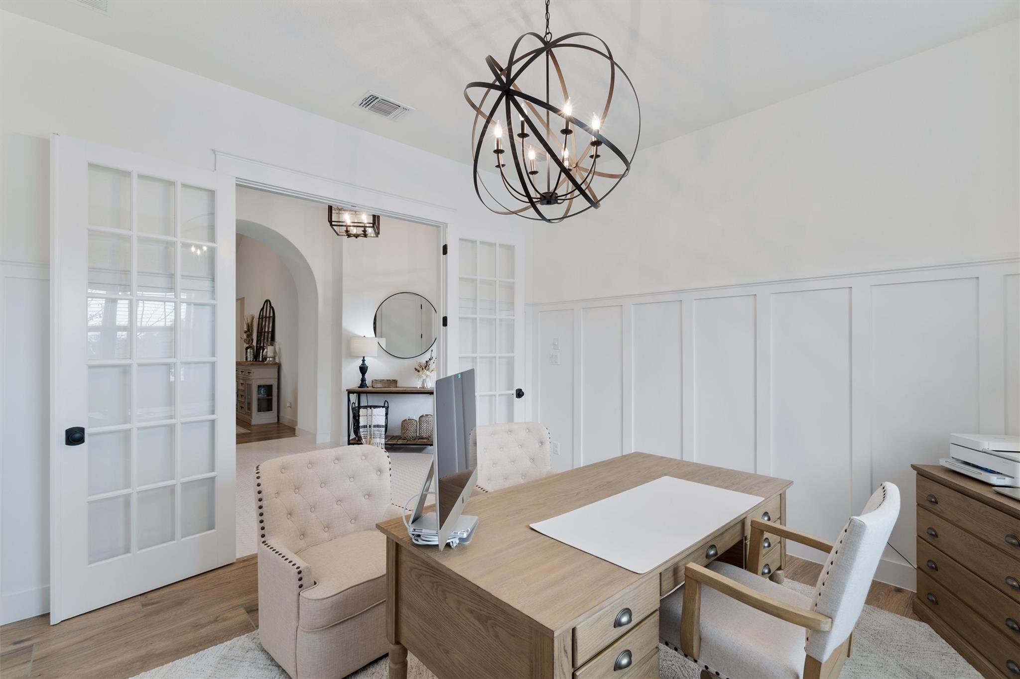 70 Santa Maria St, Georgetown, TX 78628