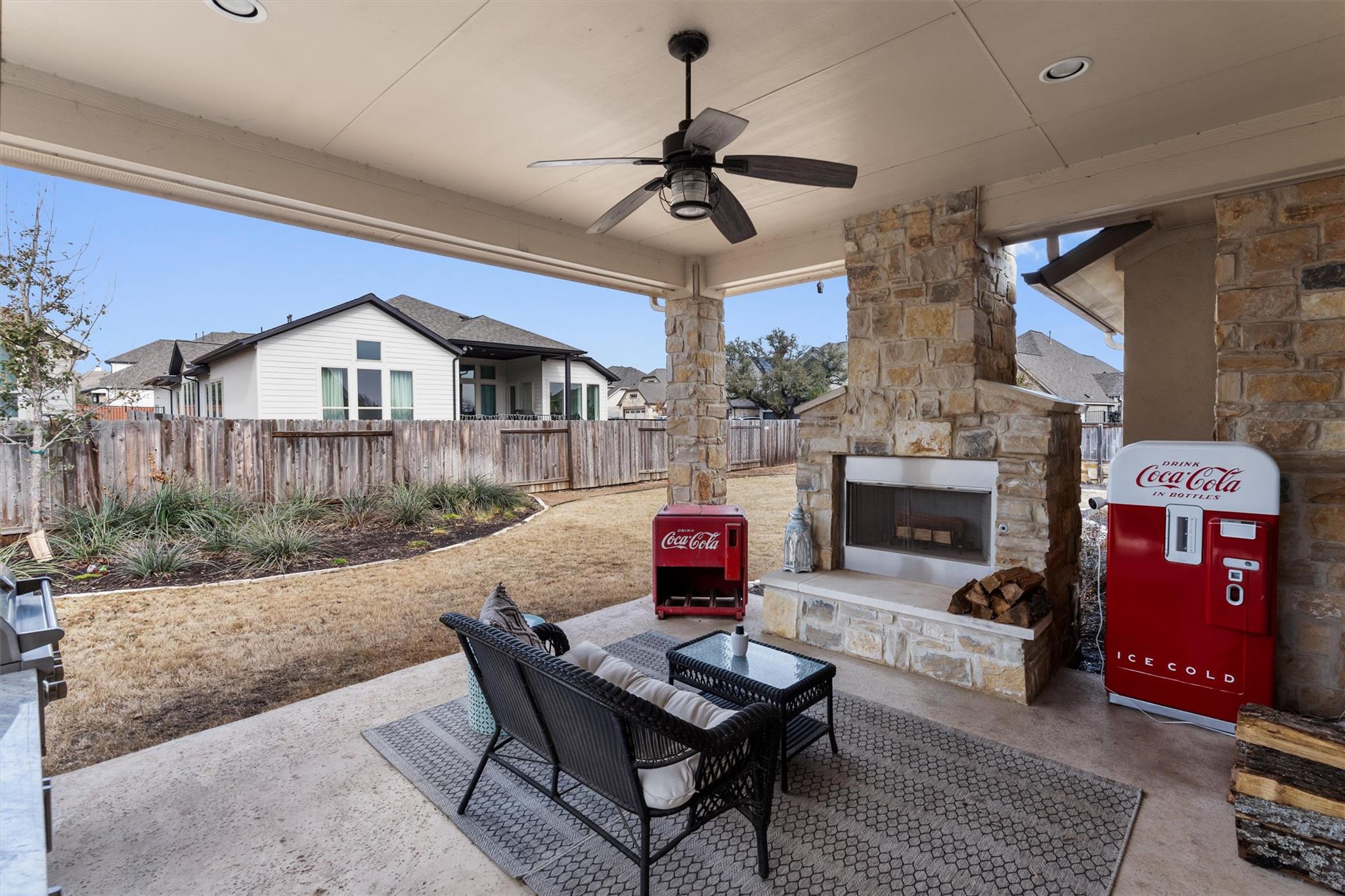 70 Santa Maria St, Georgetown, TX 78628