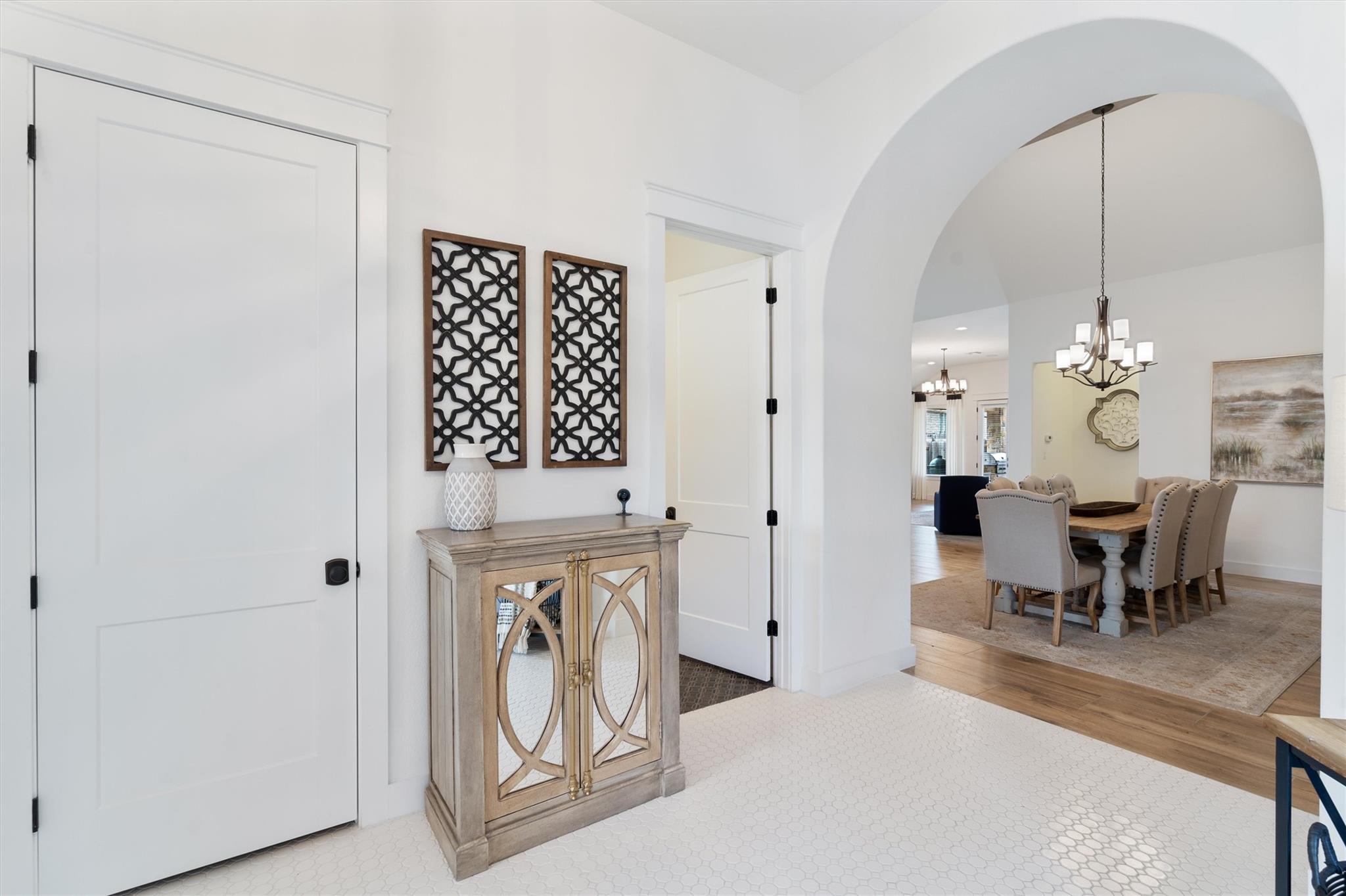 70 Santa Maria St, Georgetown, TX 78628