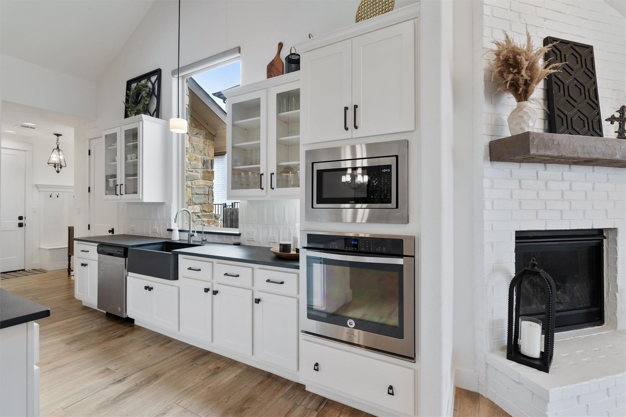 70 Santa Maria St, Georgetown, TX 78628