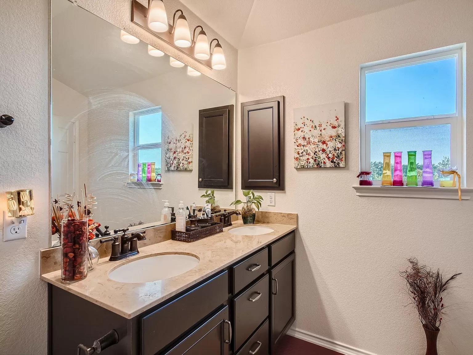 2471 Sunrise Rd # 64, Round Rock, TX 78664