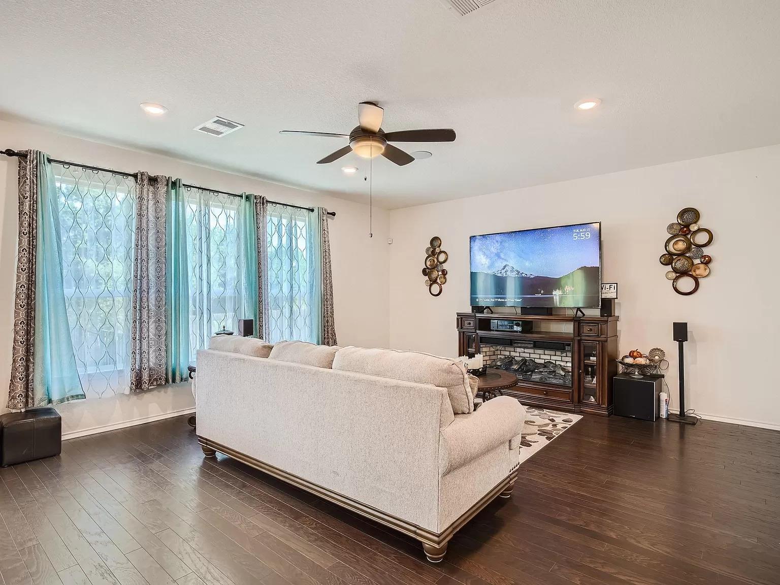 2471 Sunrise Rd # 64, Round Rock, TX 78664