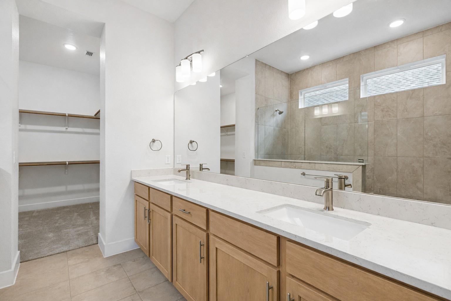 1404 Hartley Dr, Leander, TX 78641