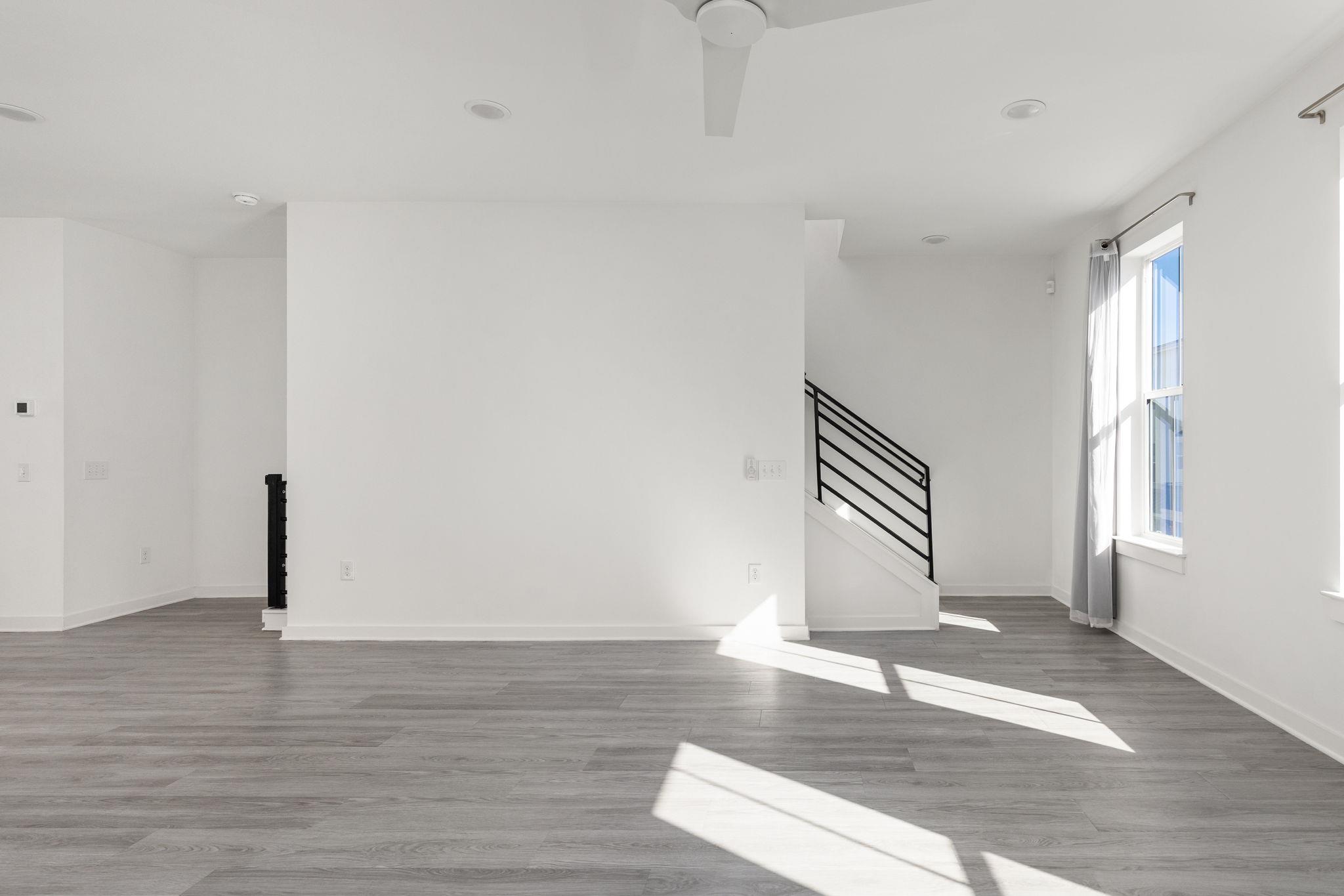 2624 Metcalfe Rd # 17, Austin, TX 78741