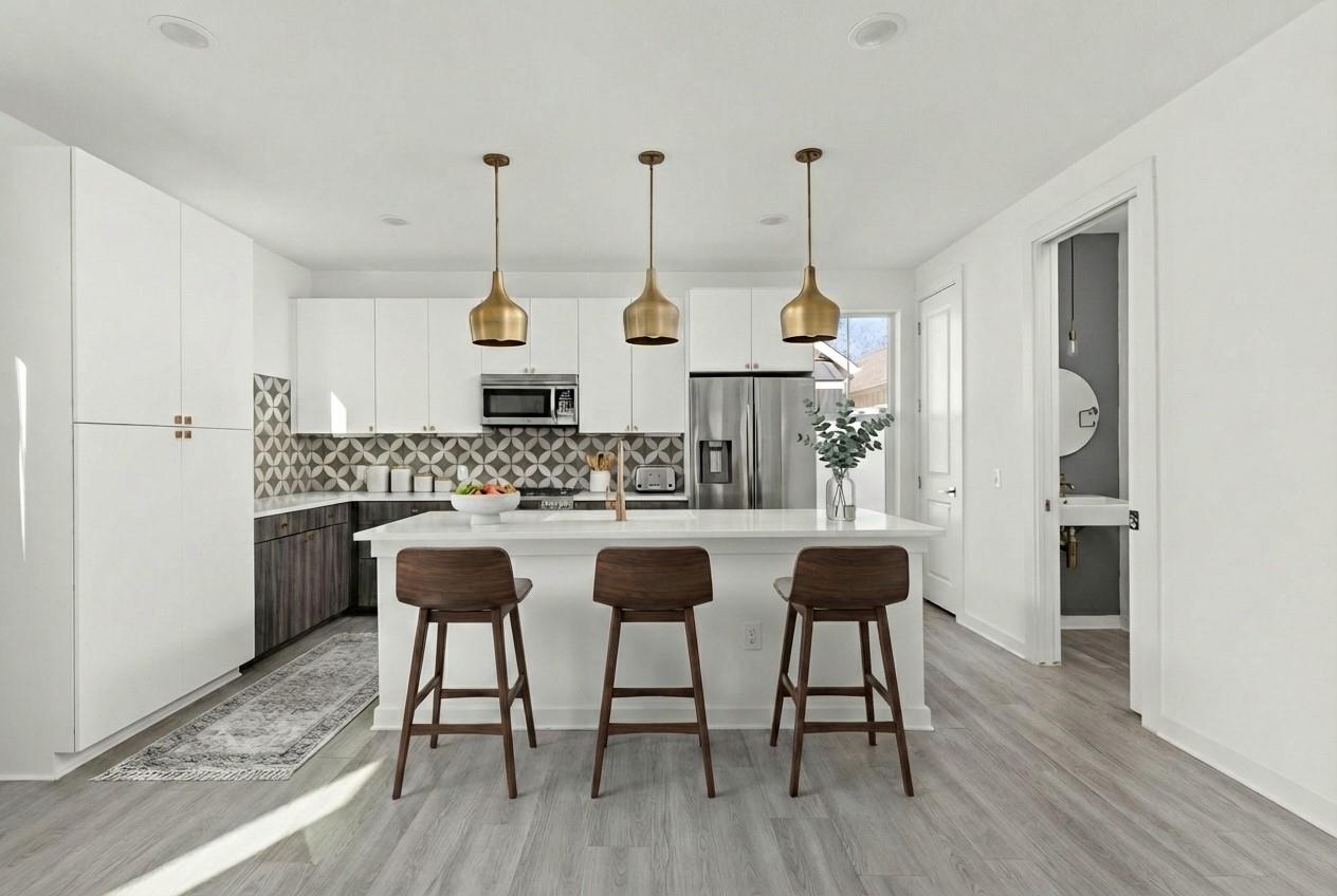 2624 Metcalfe Rd # 17, Austin, TX 78741