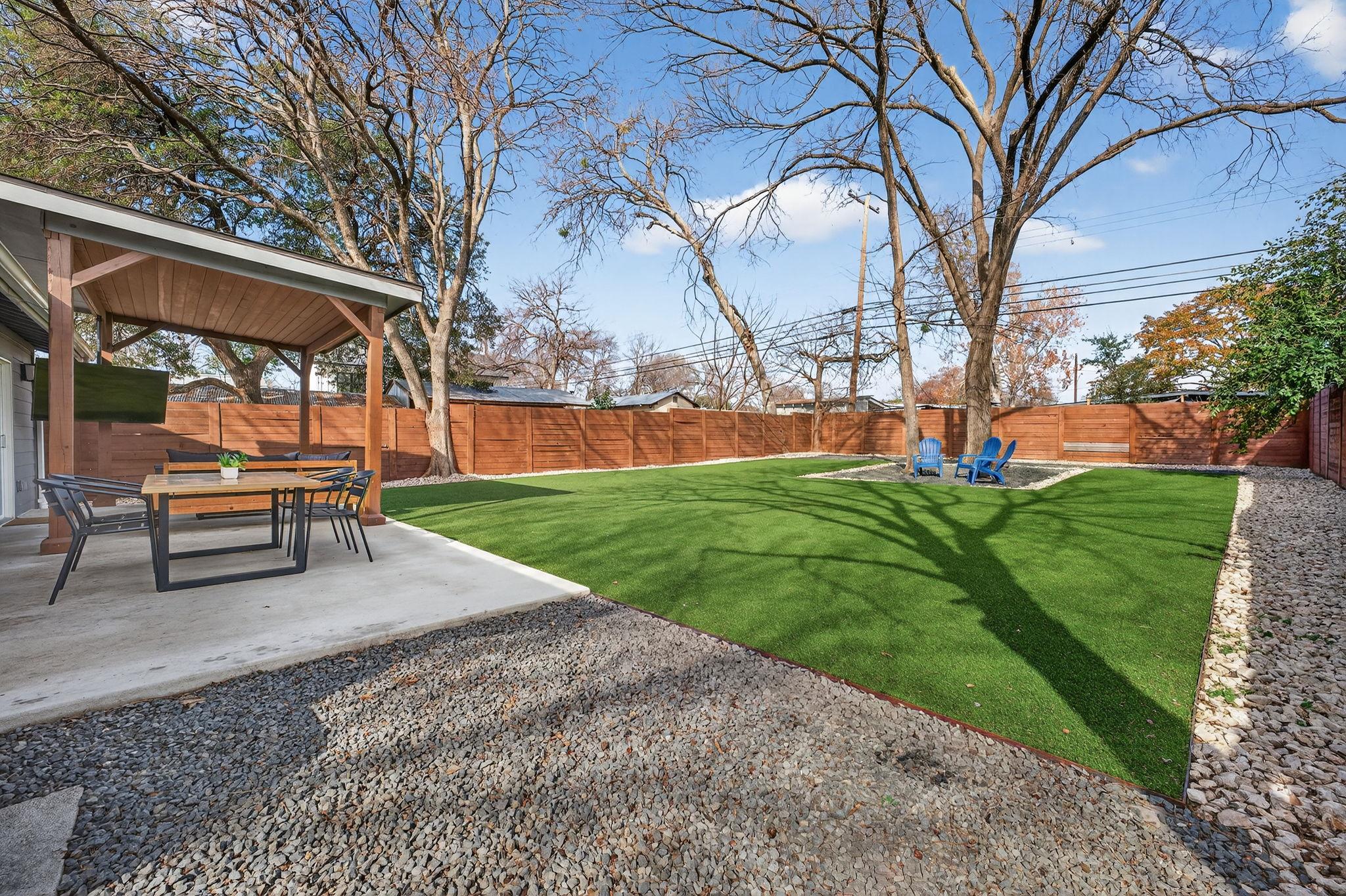 504 W Croslin St, Austin, TX 78752