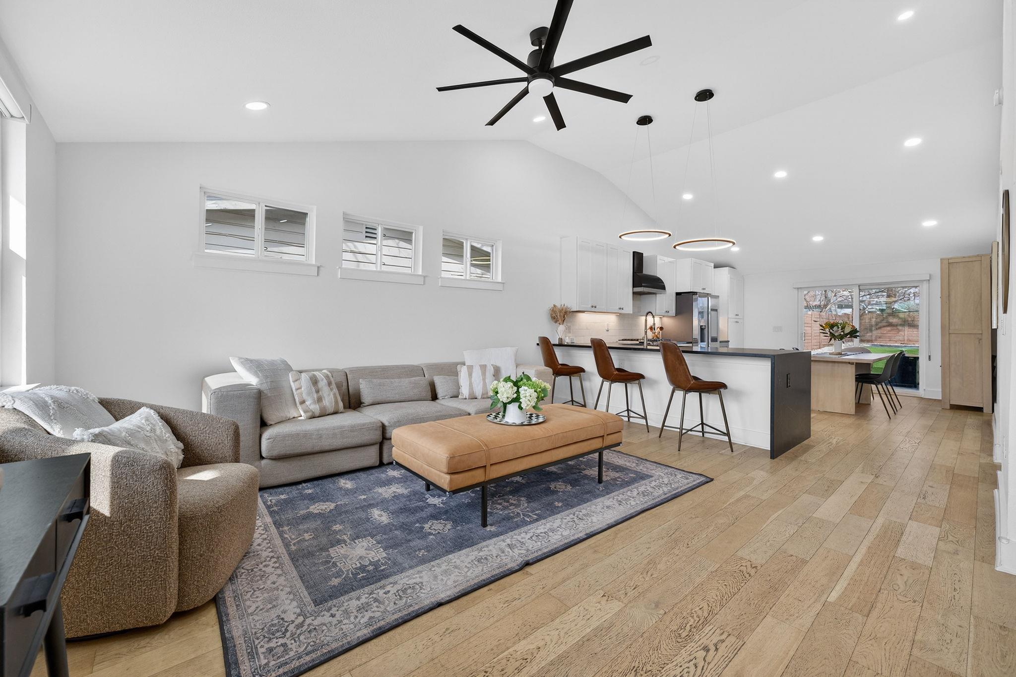 504 W Croslin St, Austin, TX 78752