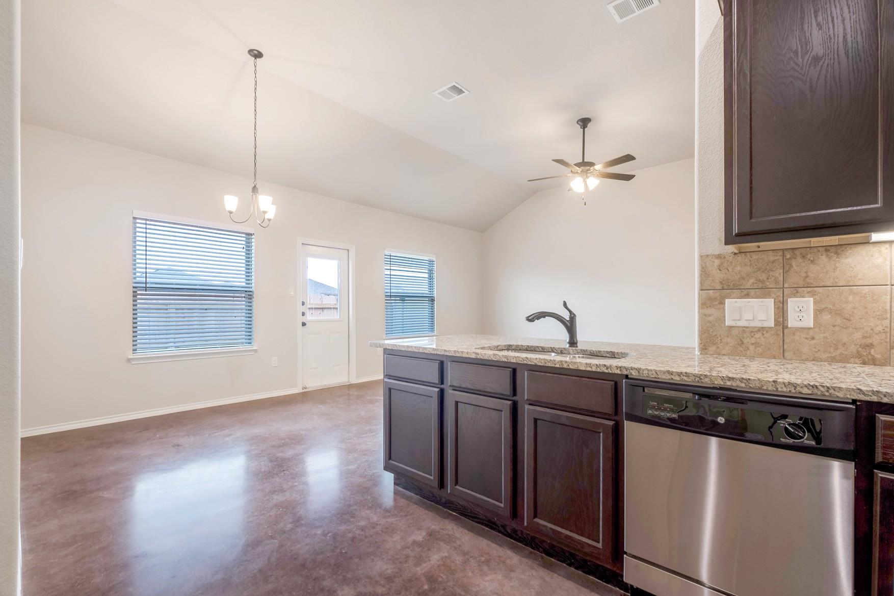 118 SAMUEL Dr # Unit B, Buda, TX 78610