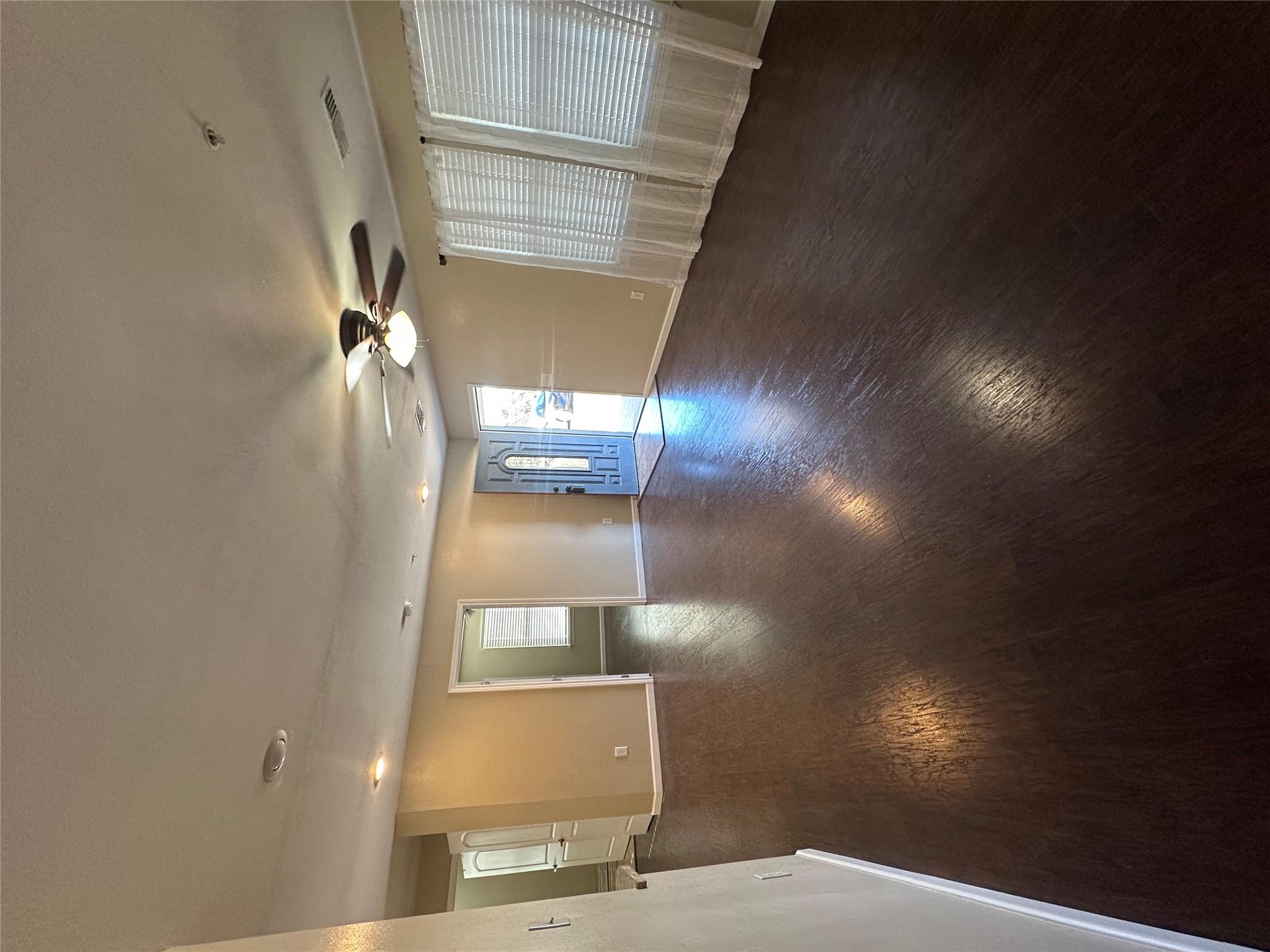 111 Hillview Ln, Burnet, TX 78611