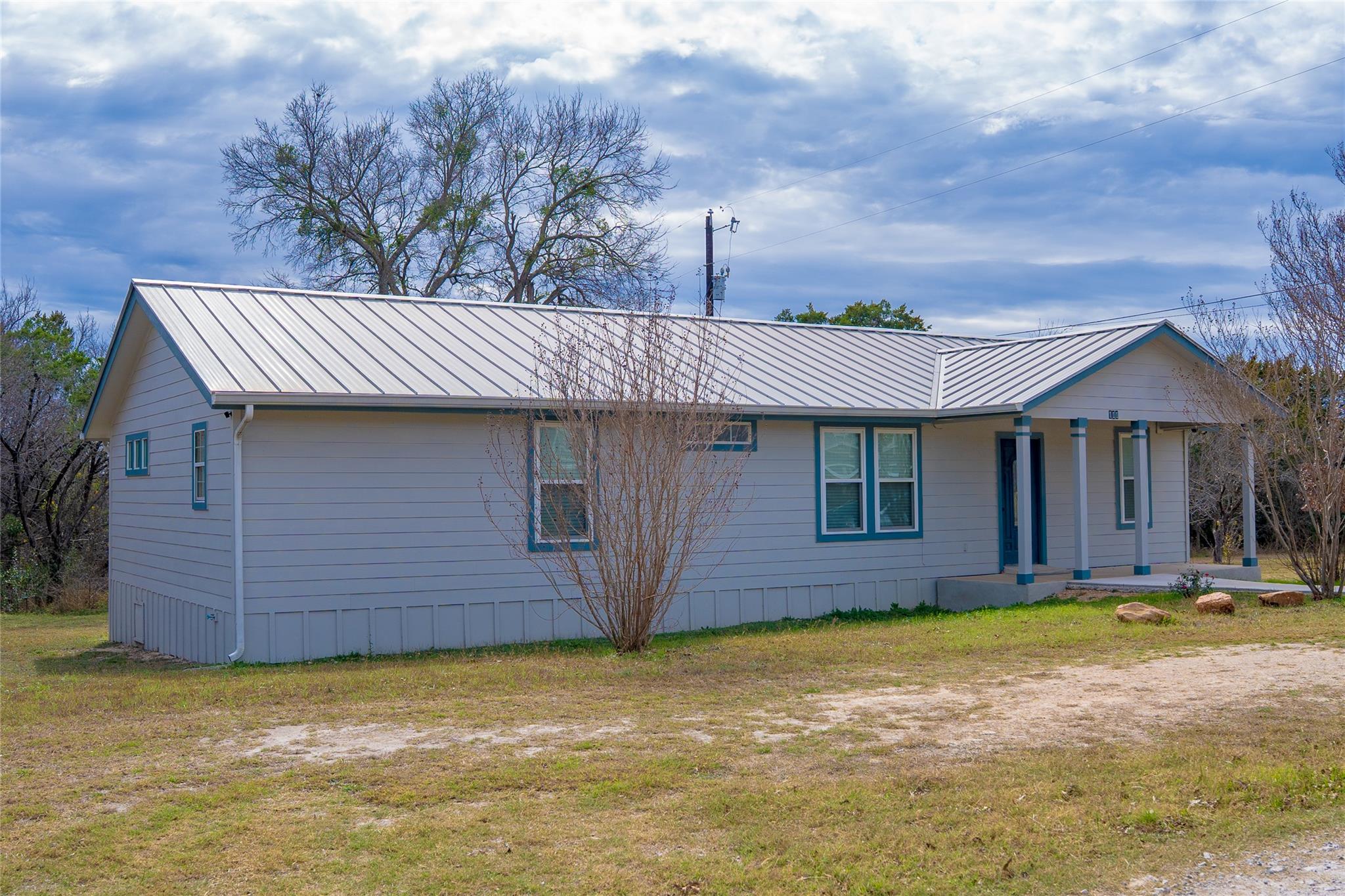 111 Hillview Ln, Burnet, TX 78611