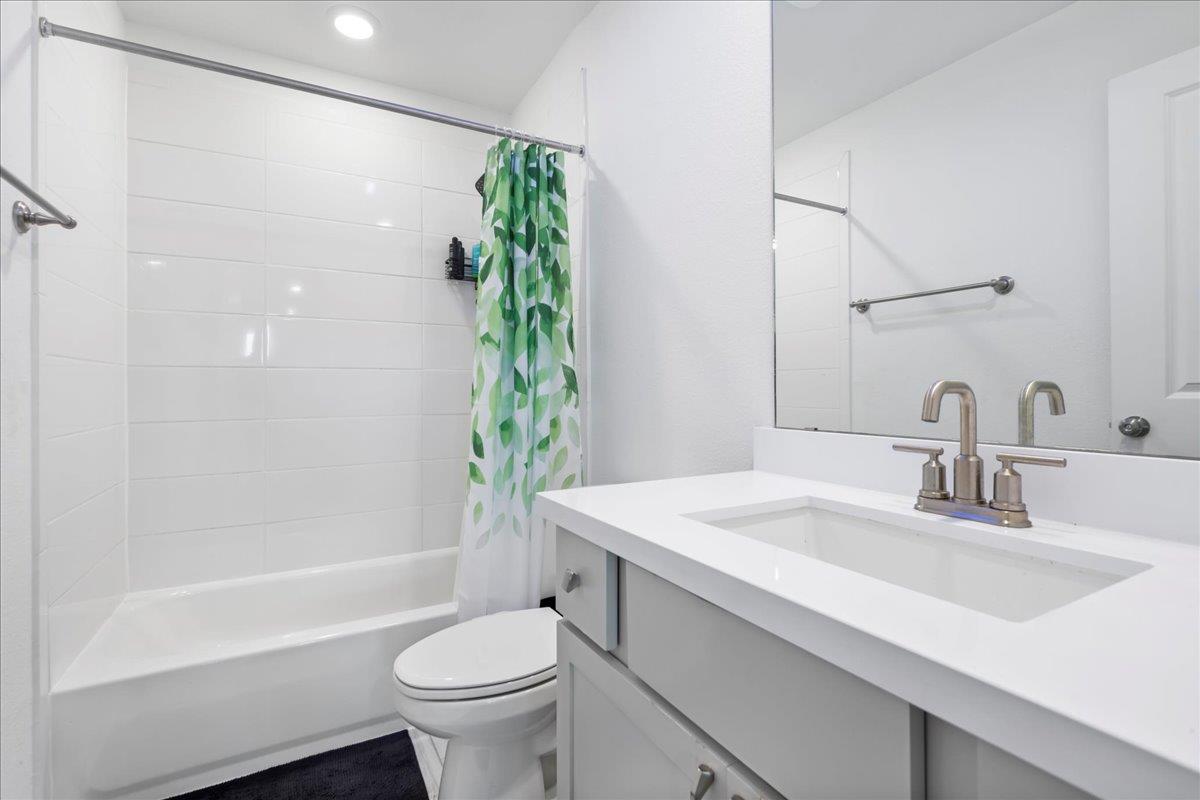 209 Terra Manor Trl, Georgetown, TX 78628