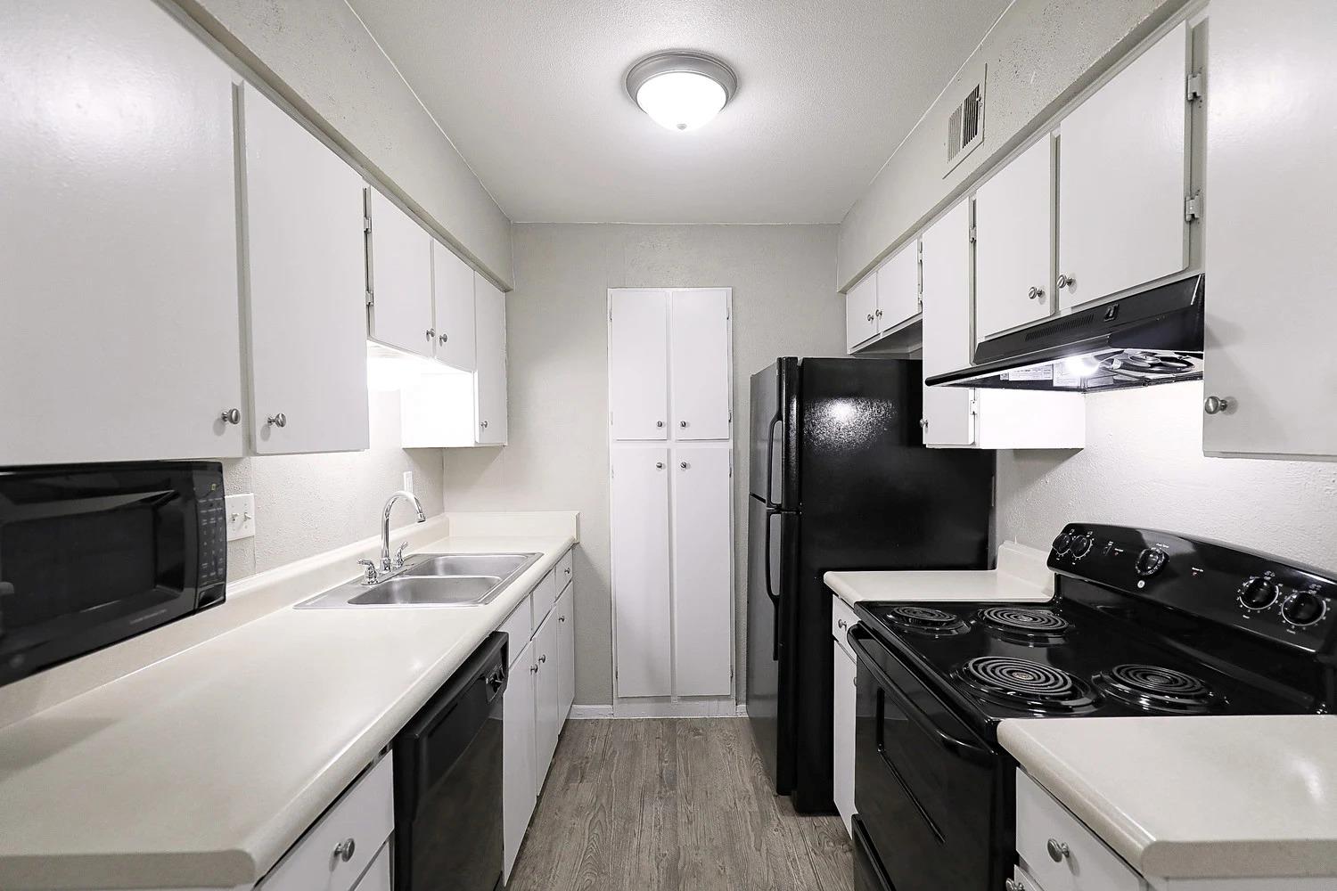 8100 N Mopac Expy # 02-107, Austin, TX 78759