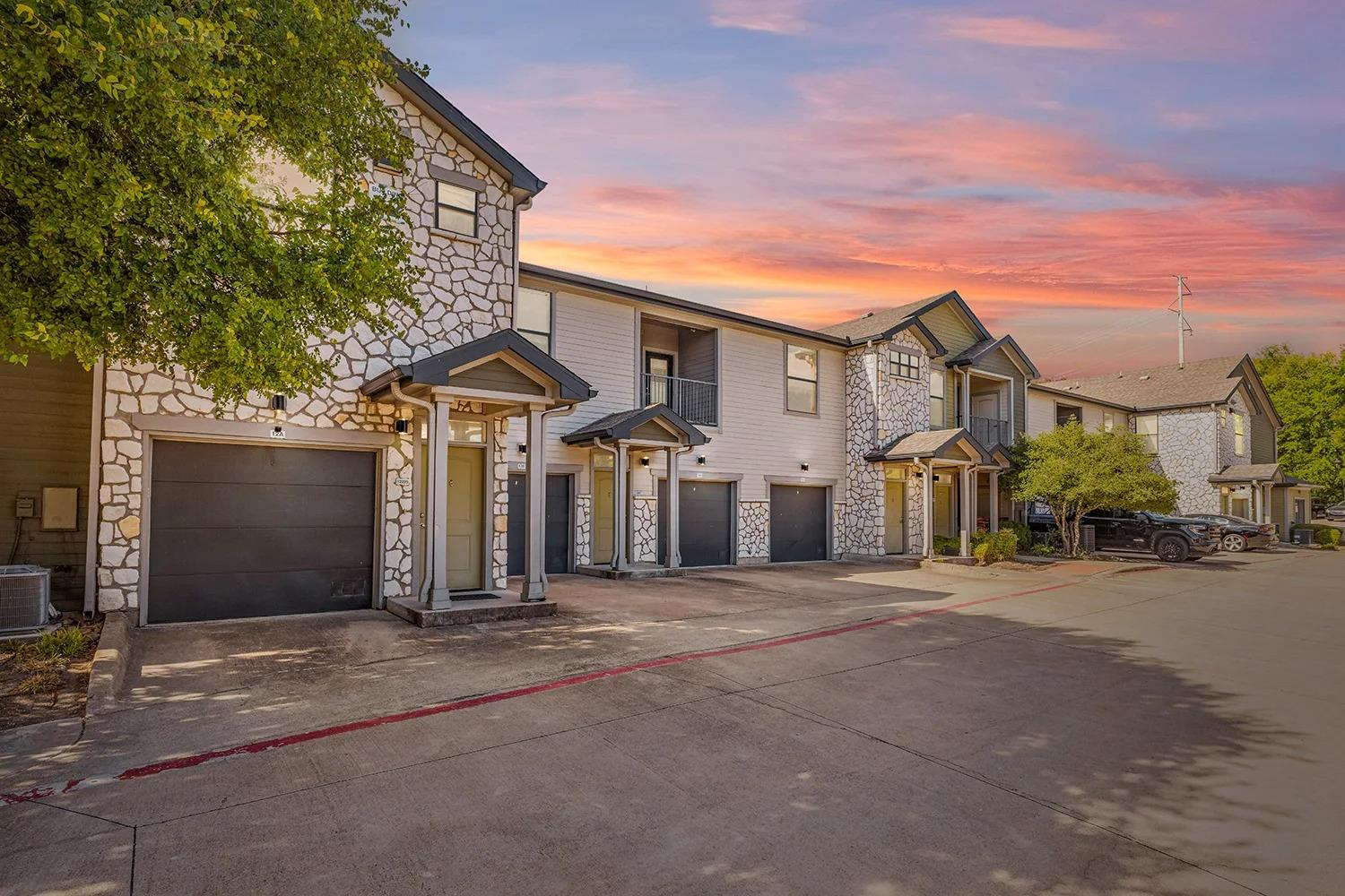 8515 S Interstate 35 Rd # 11102, Austin, TX 78744