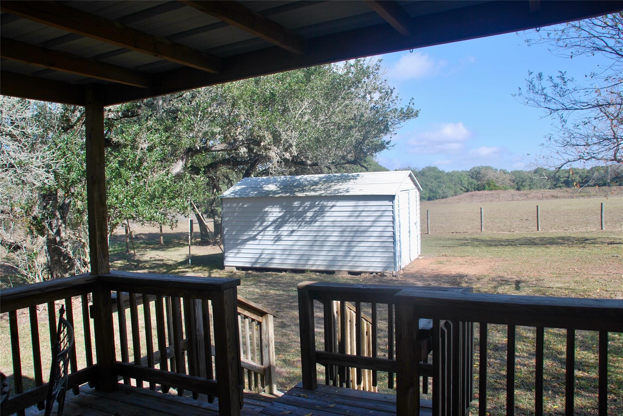 415 County Road 457 Rd, Hallettsville, TX 77964