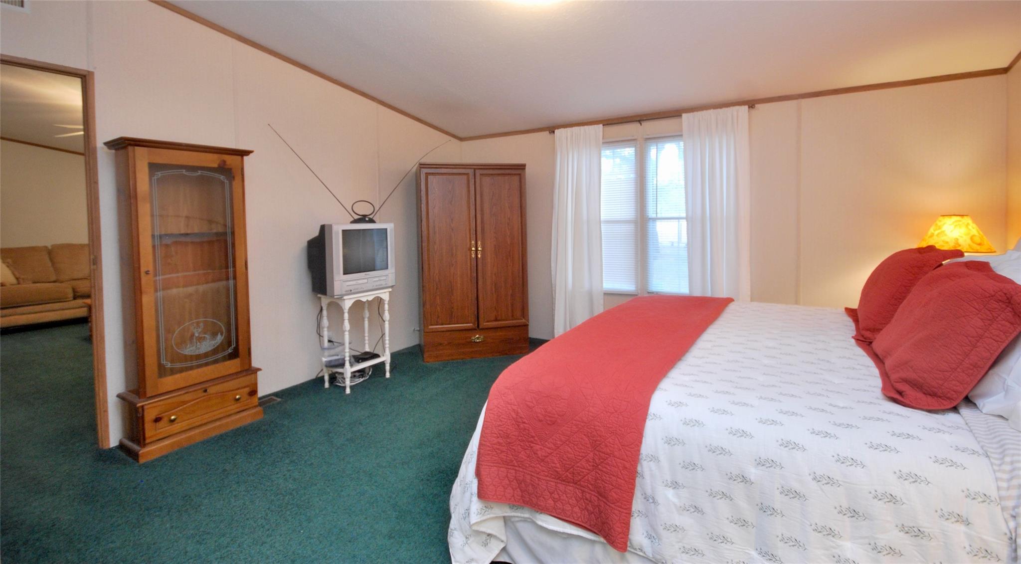 415 County Road 457 Rd, Hallettsville, TX 77964