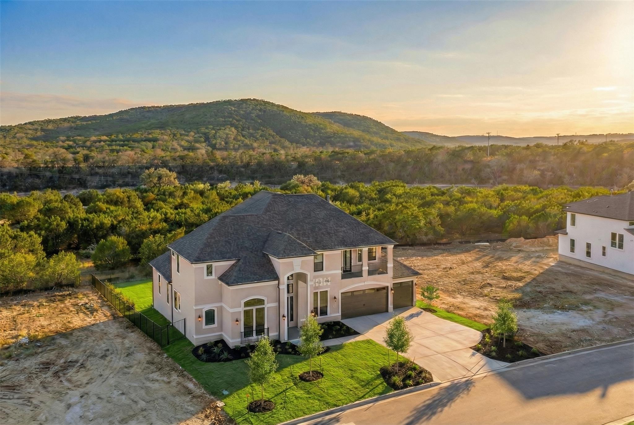 2660 Novara Trl, Leander, TX 78641