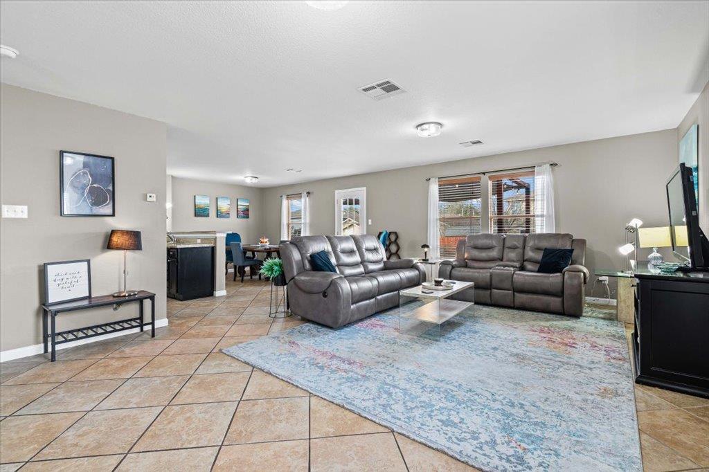 283 Black Forest Rd, Buda, TX 78610