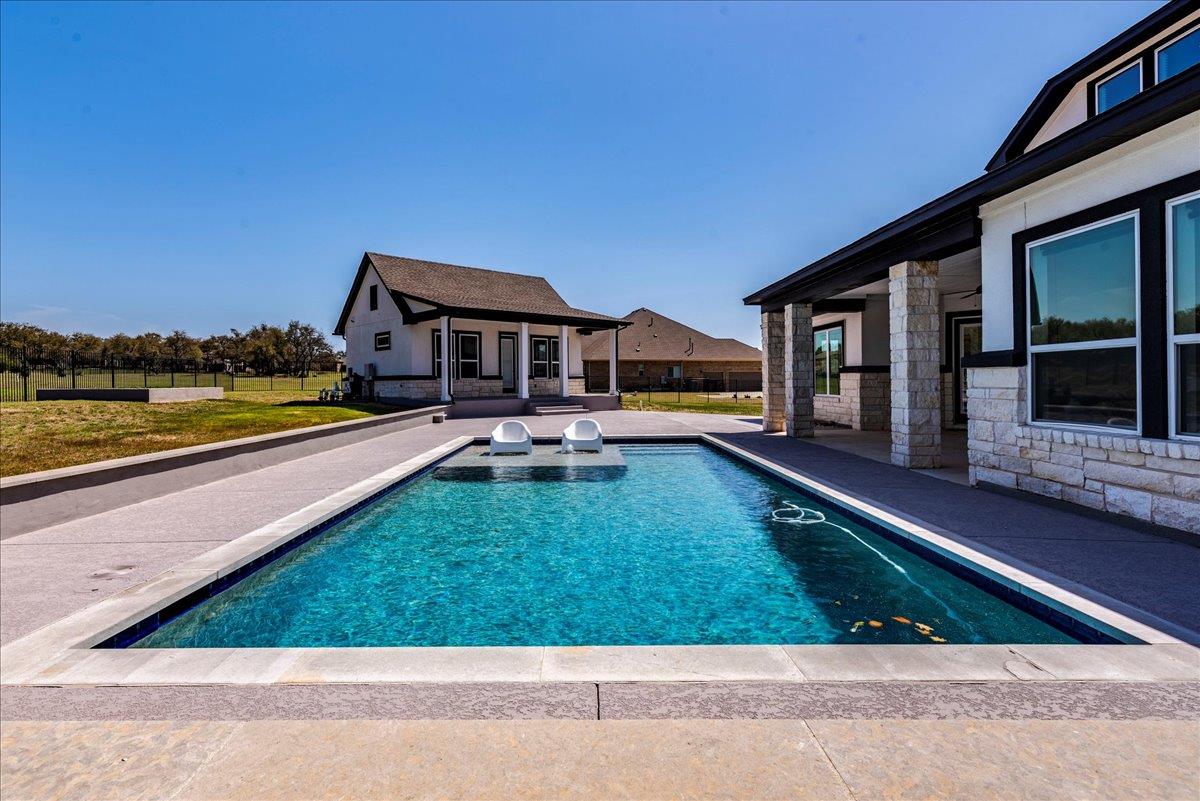 231 Call Dr, Austin, TX 78737