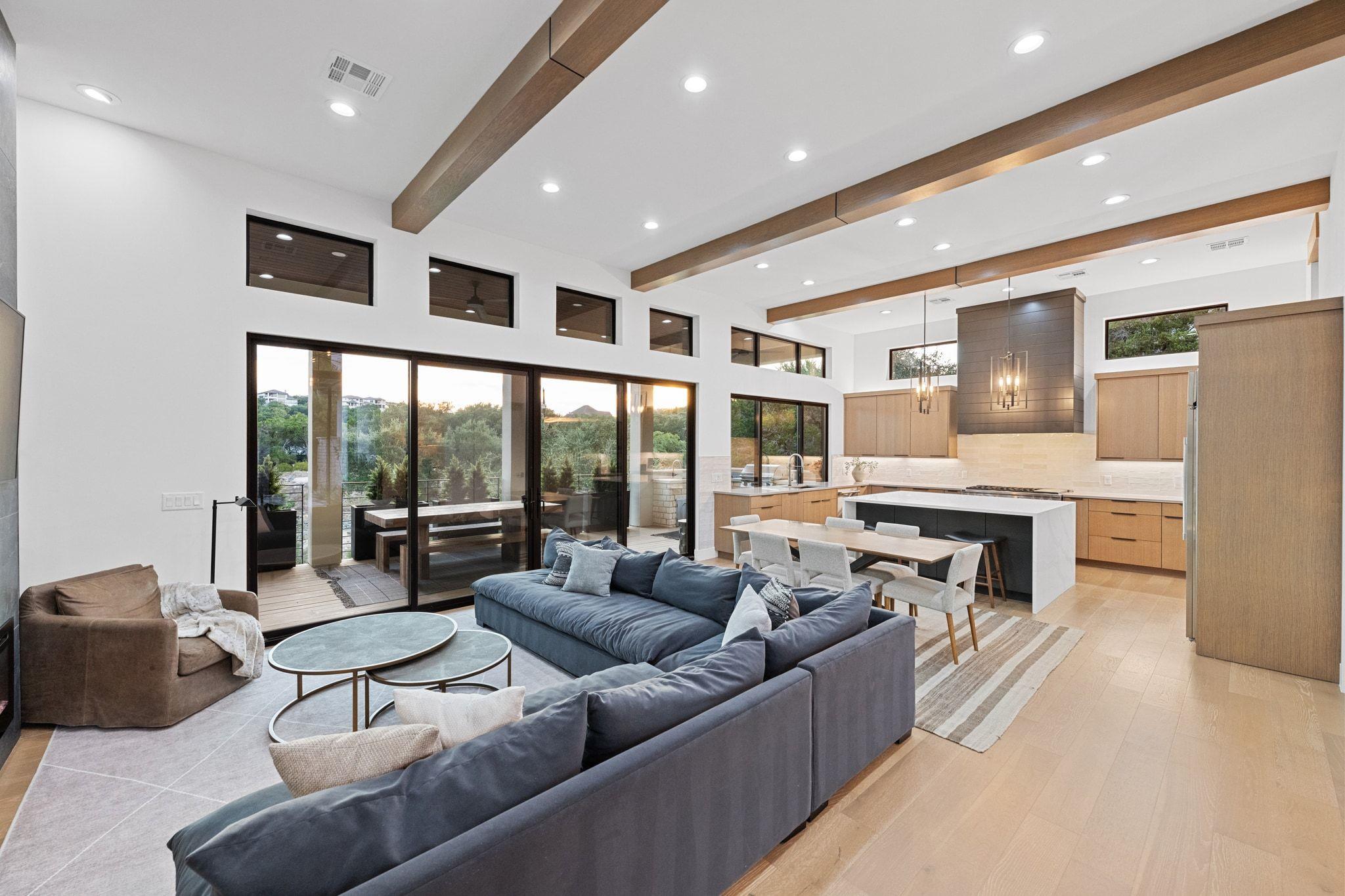 19509 INVERNESS Dr, Spicewood, TX 78669