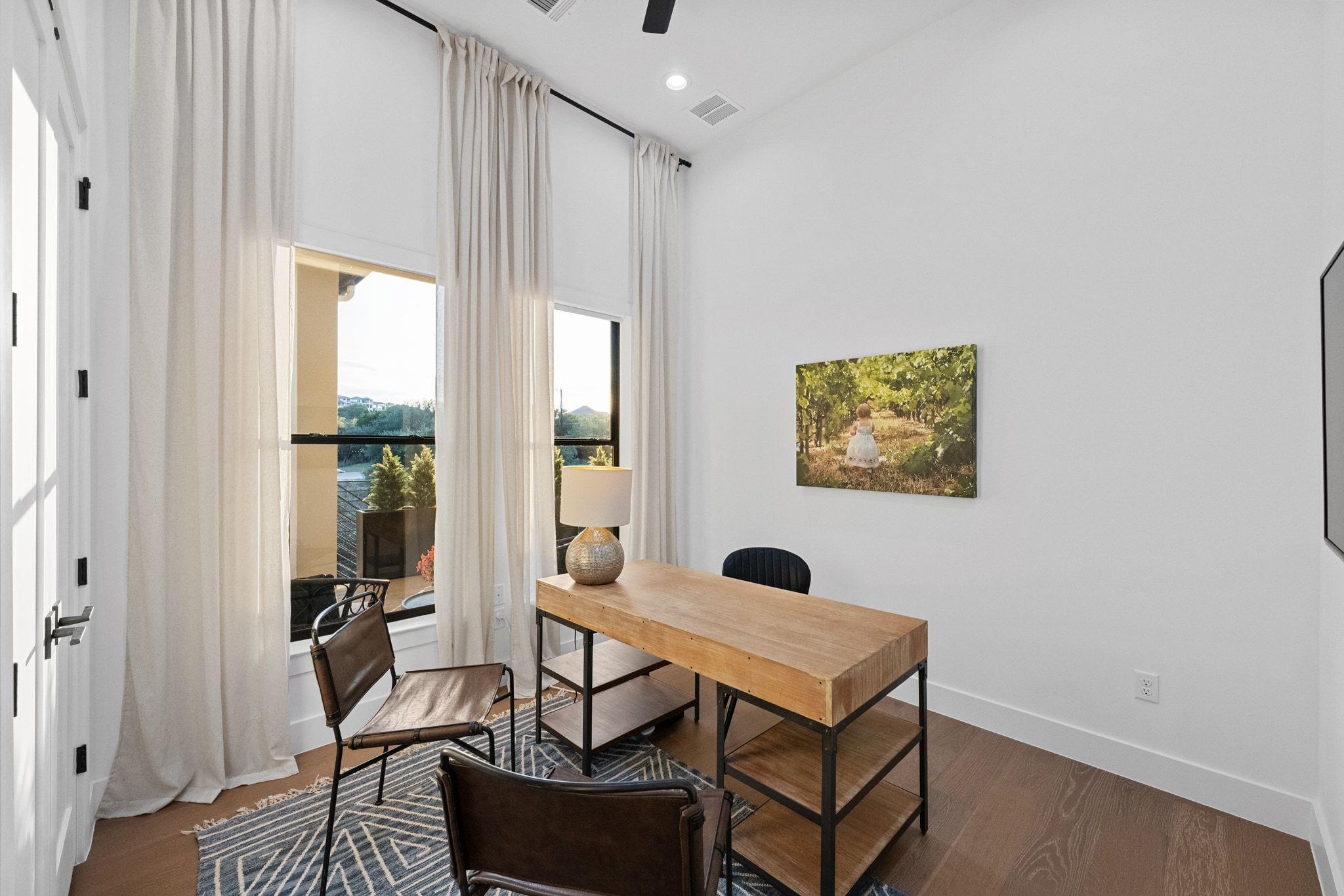 19509 INVERNESS Dr, Spicewood, TX 78669