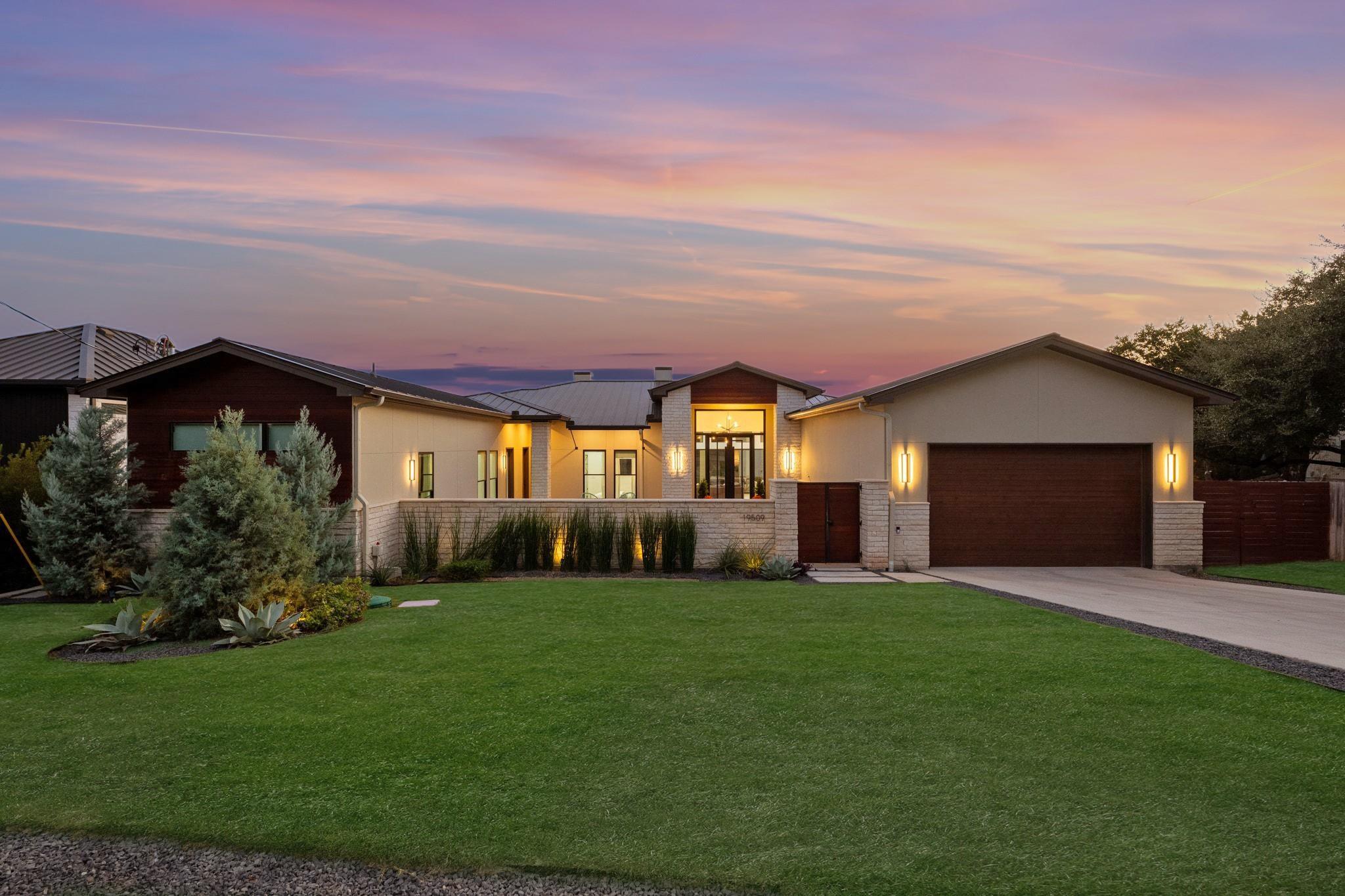 19509 INVERNESS Dr, Spicewood, TX 78669