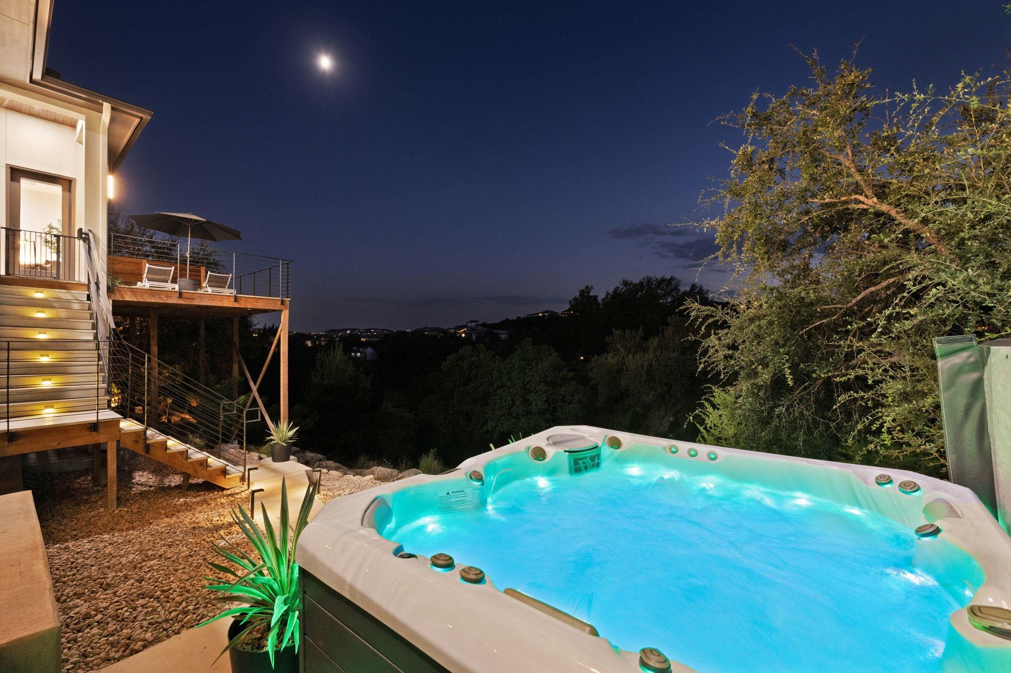 19509 INVERNESS Dr, Spicewood, TX 78669