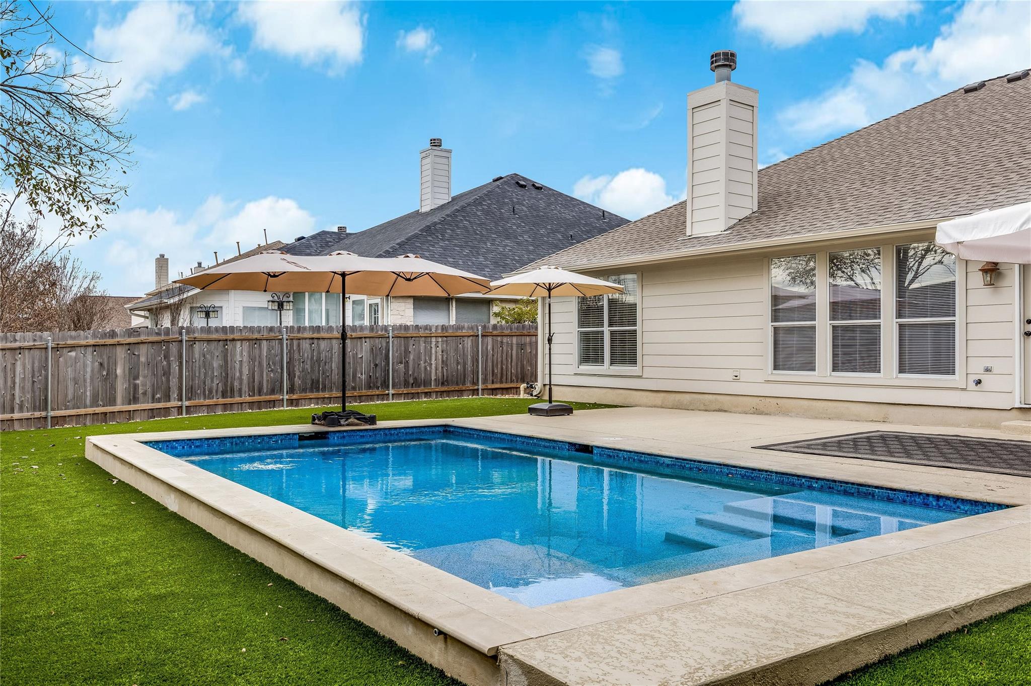 4319 S Summercrest Loop, Round Rock, TX 78681