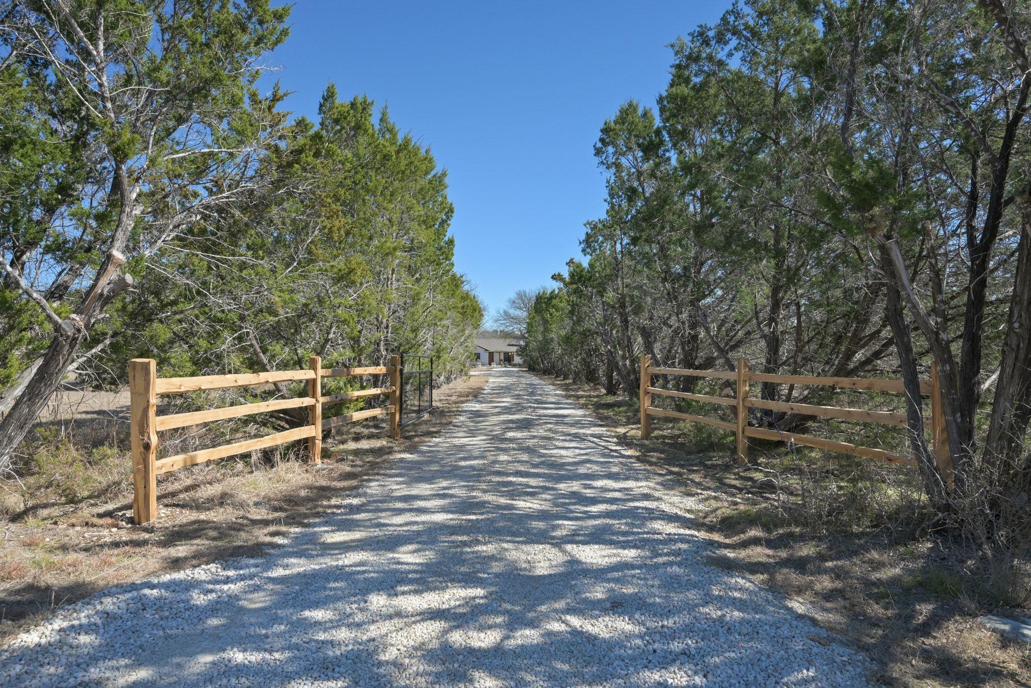 511 Blessing Ranch Rd, Liberty Hill, TX 78642