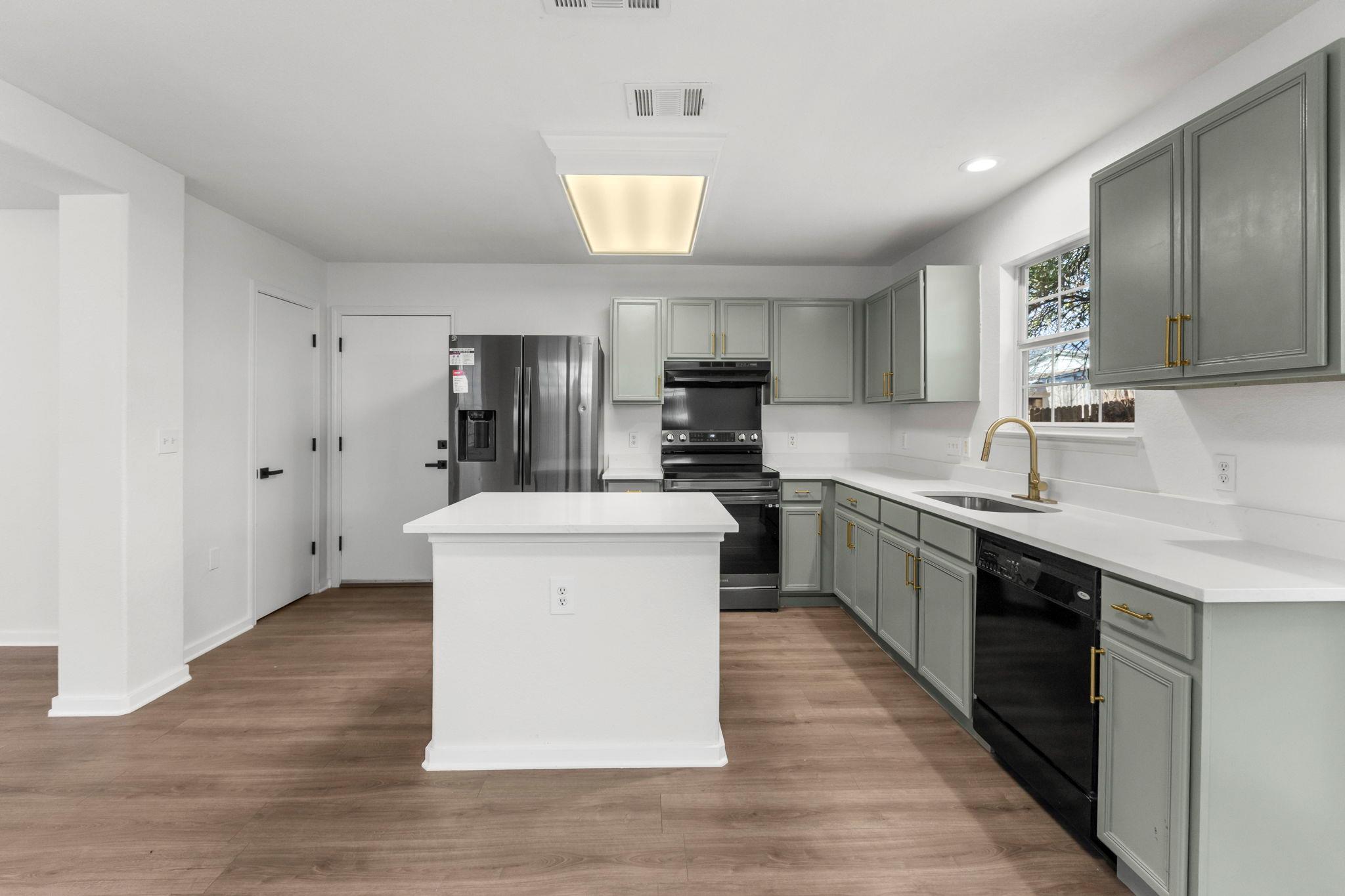 2110 Nogales Trl, Austin, TX 78744