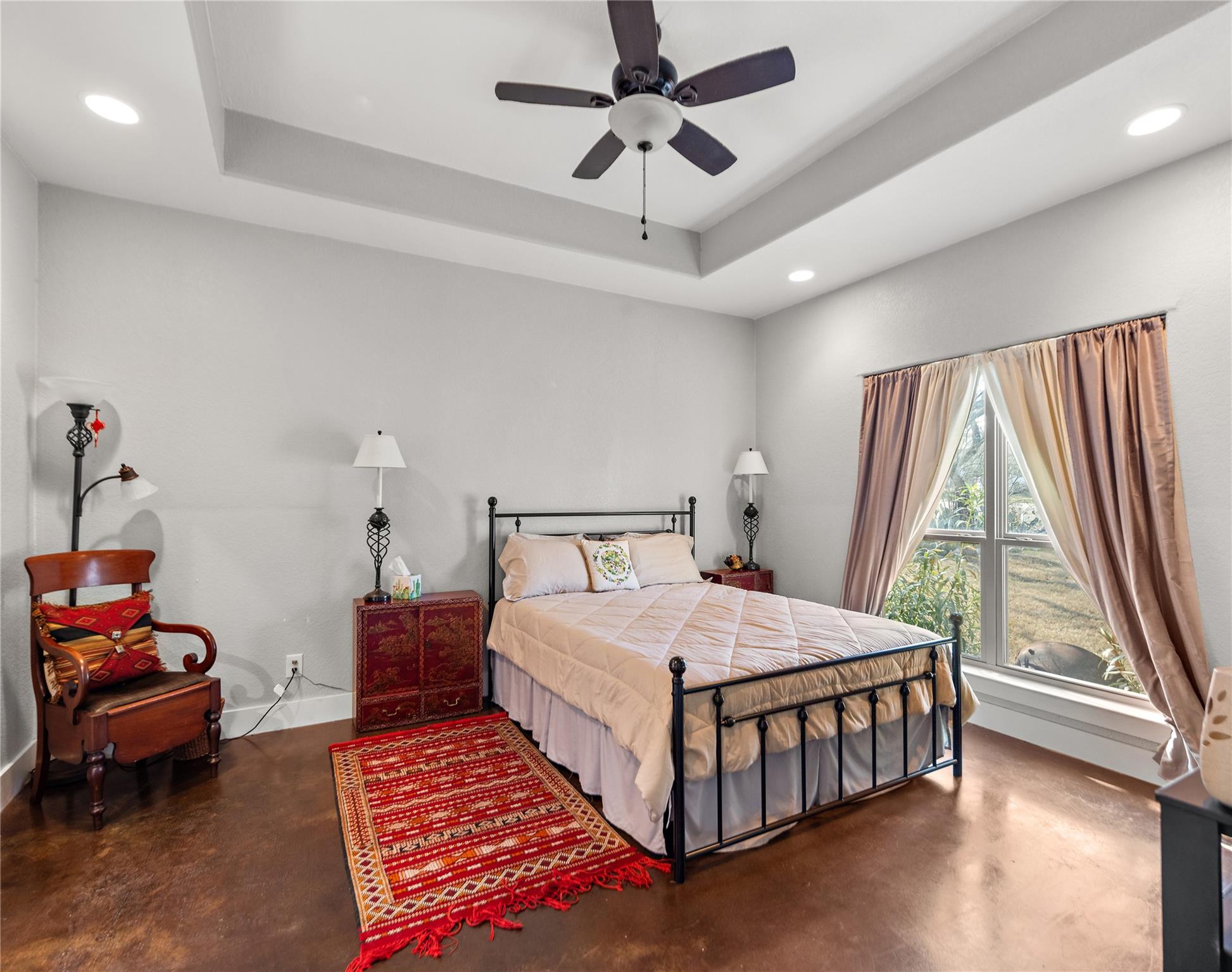 142 W Persimmon Dr, Granite Shoals, TX 78654