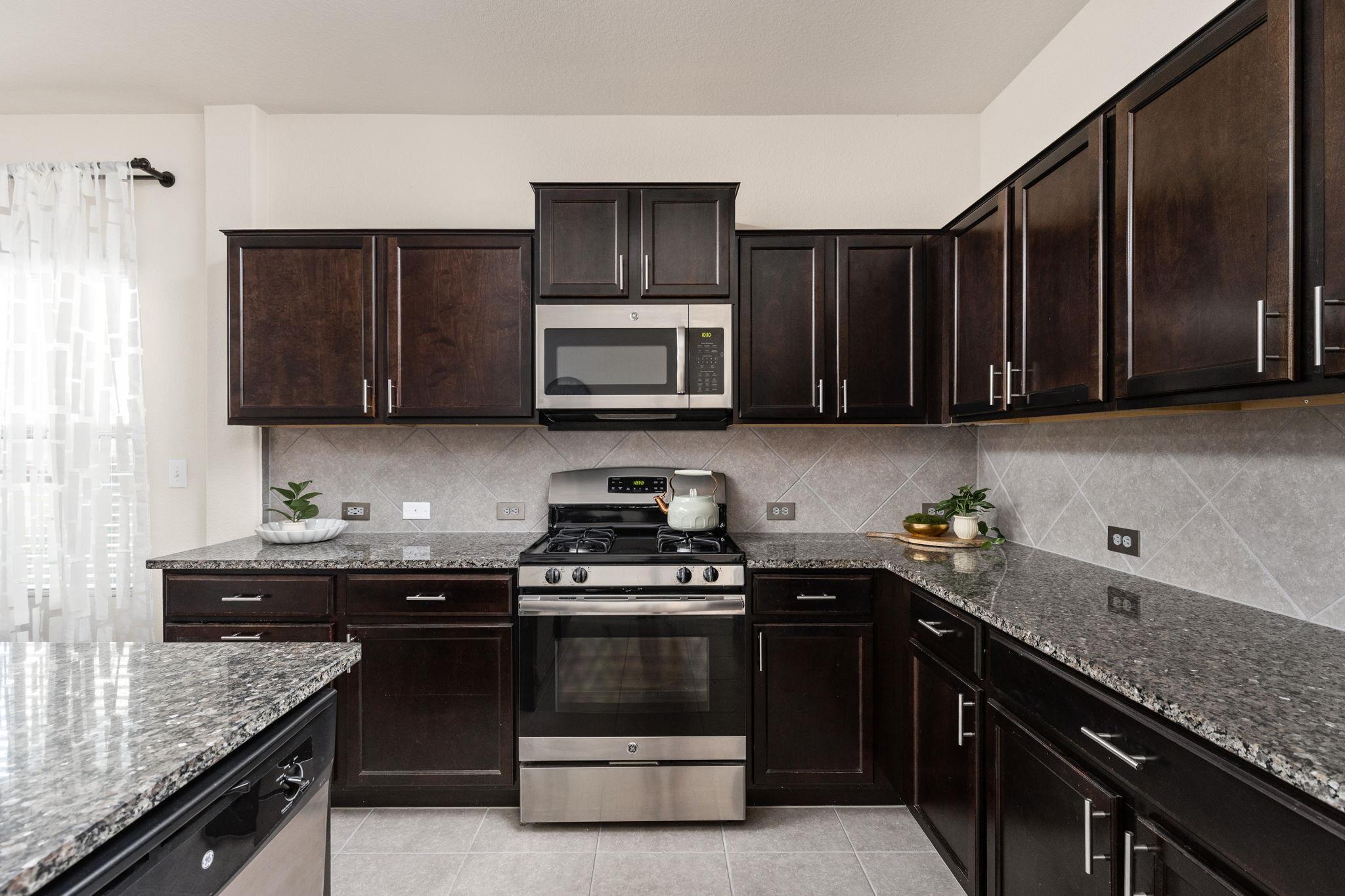 3816 Breckenridge Dr, Austin, TX 78744