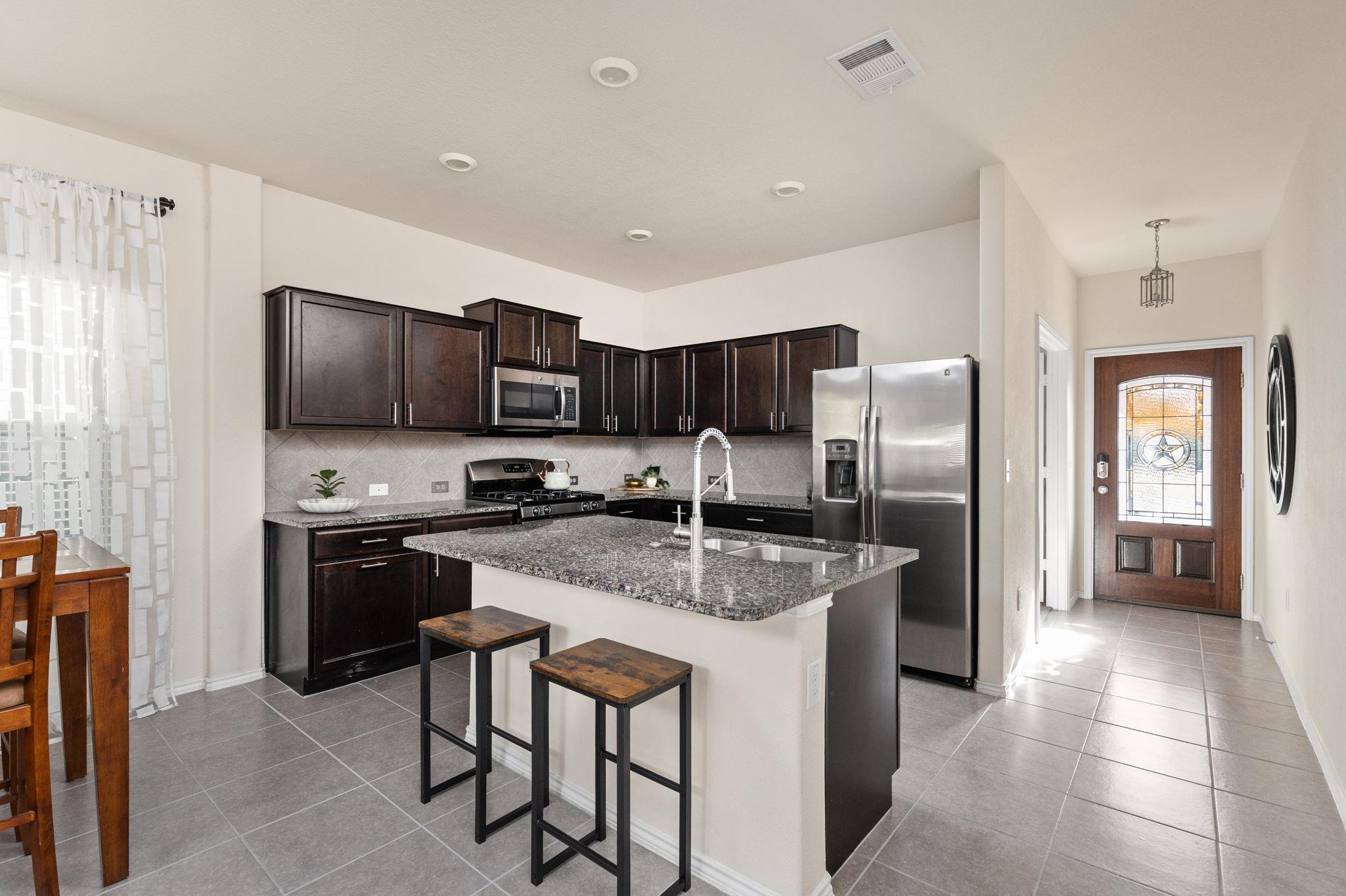 3816 Breckenridge Dr, Austin, TX 78744