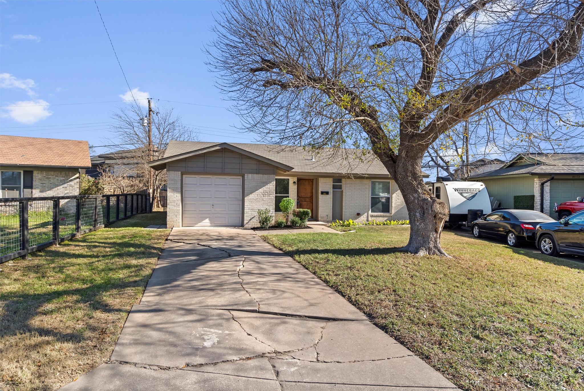 8515 Spearman Dr, Austin, TX 78757