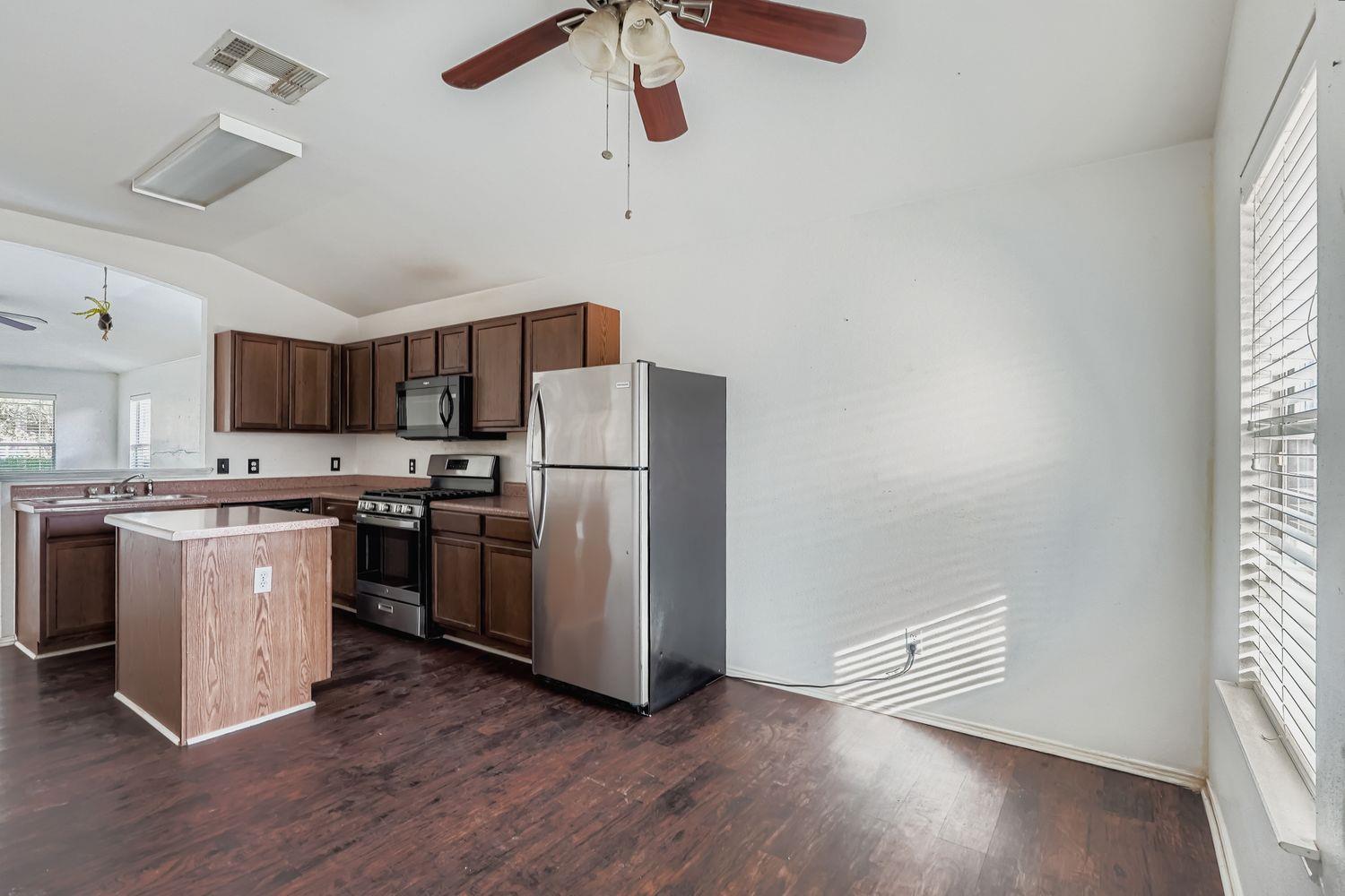 200 Firebush Way, Buda, TX 78610