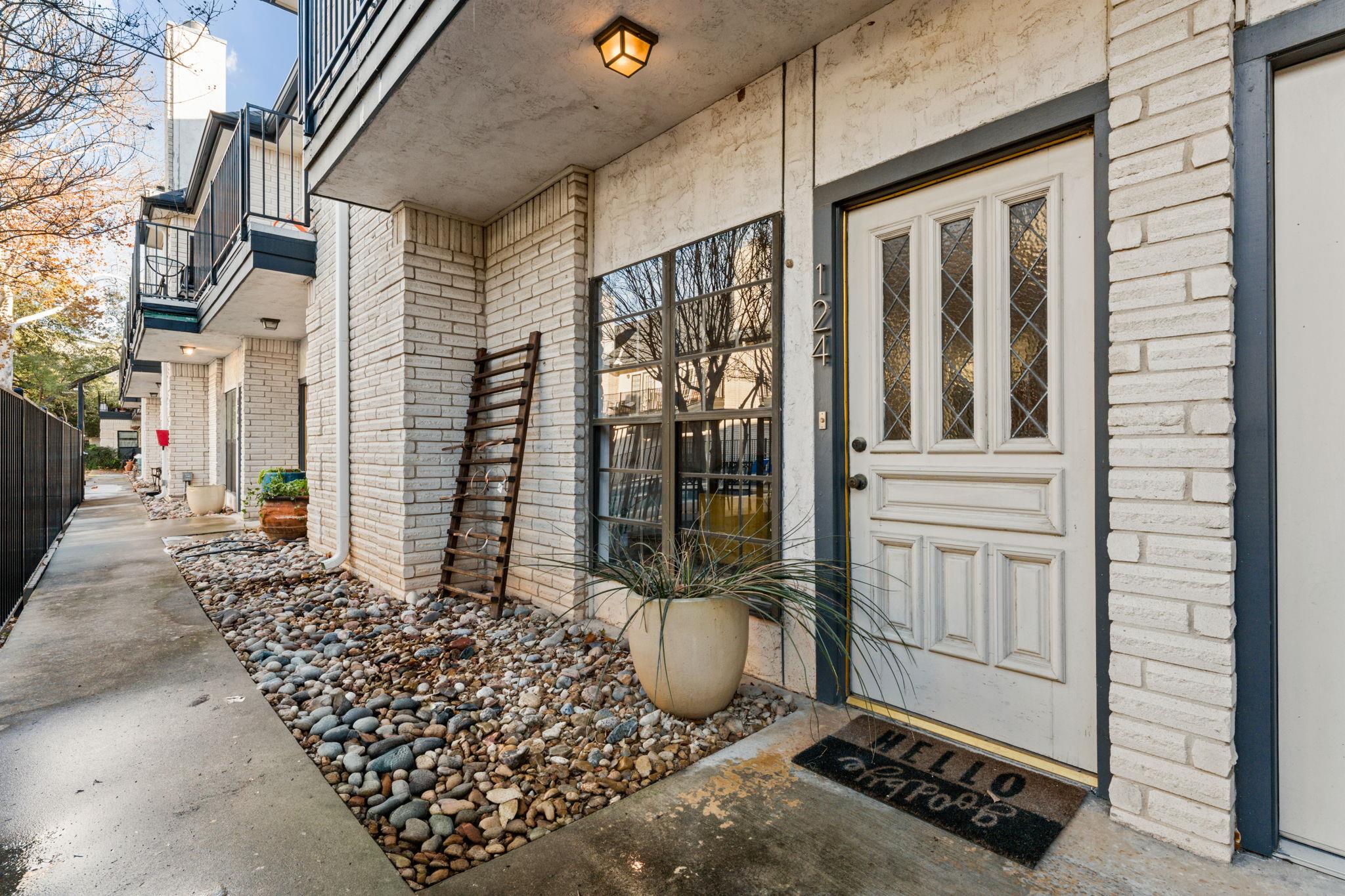 1307 Kinney Ave # 124, Austin, TX 78704