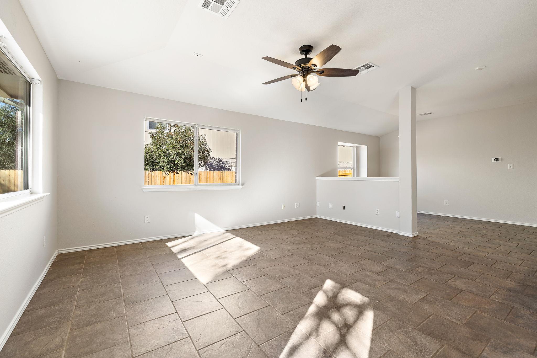 1149 Stone Forest Trl, Round Rock, TX 78681