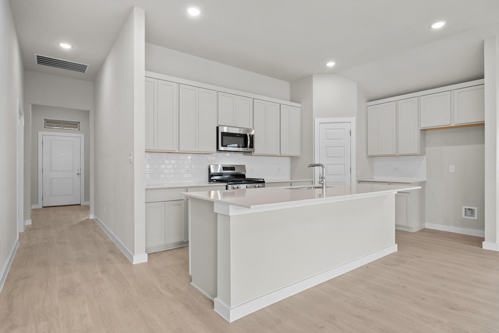 115 Mandeville Dr, Hutto, TX 78634