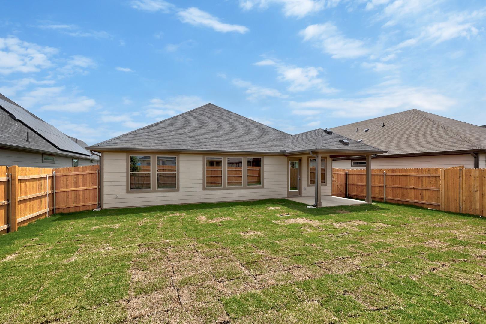 115 Mandeville Dr, Hutto, TX 78634