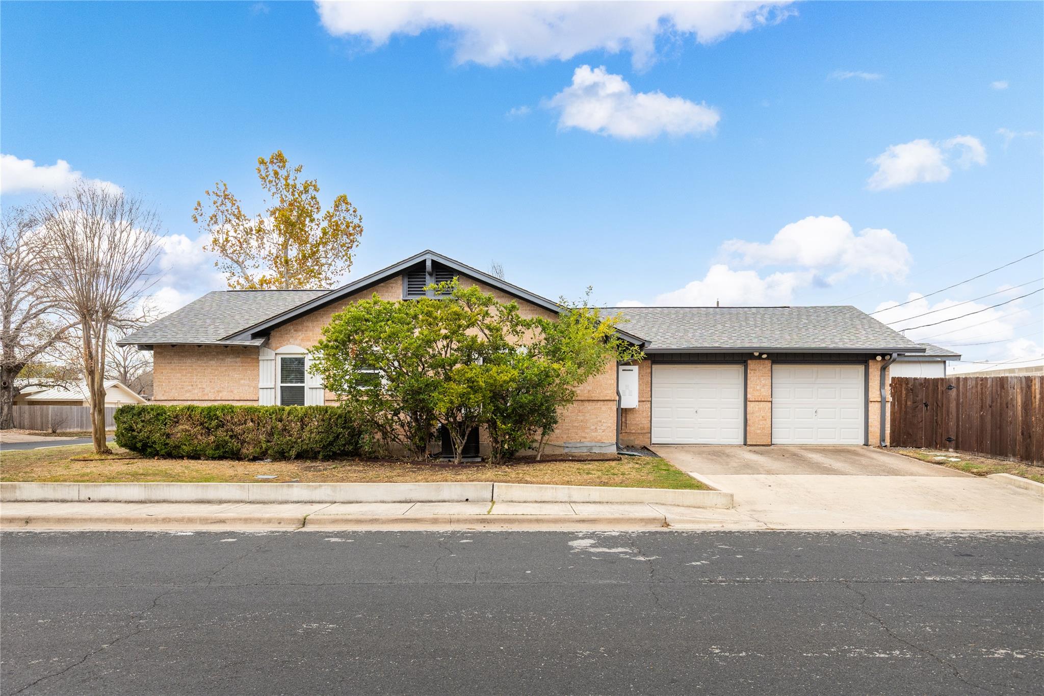 2710 Thrushwood Dr, Austin, TX 78757